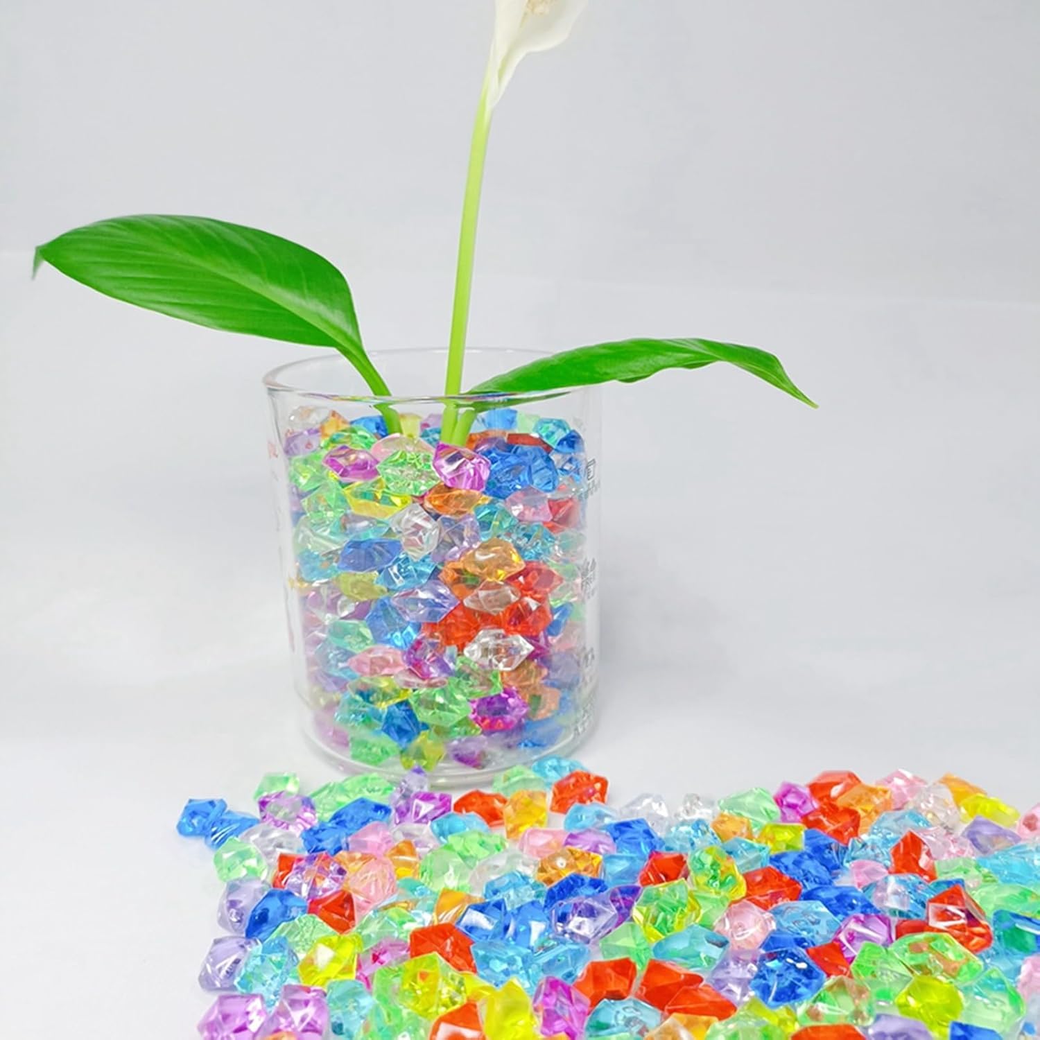 Featuman Joyas de plástico con gemas de cristal rojo, 400 piezas de cristales falsos de acrílico para centros de mesa, diamantes falsos cubos de