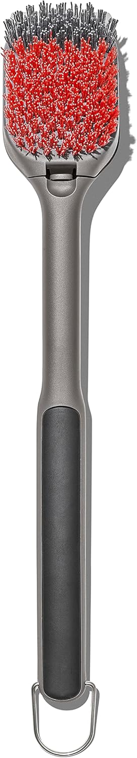 OXO Good Grips – Cepillo para parrilla de limpieza en caliente y buen agarre para asar a la parrilla en frío