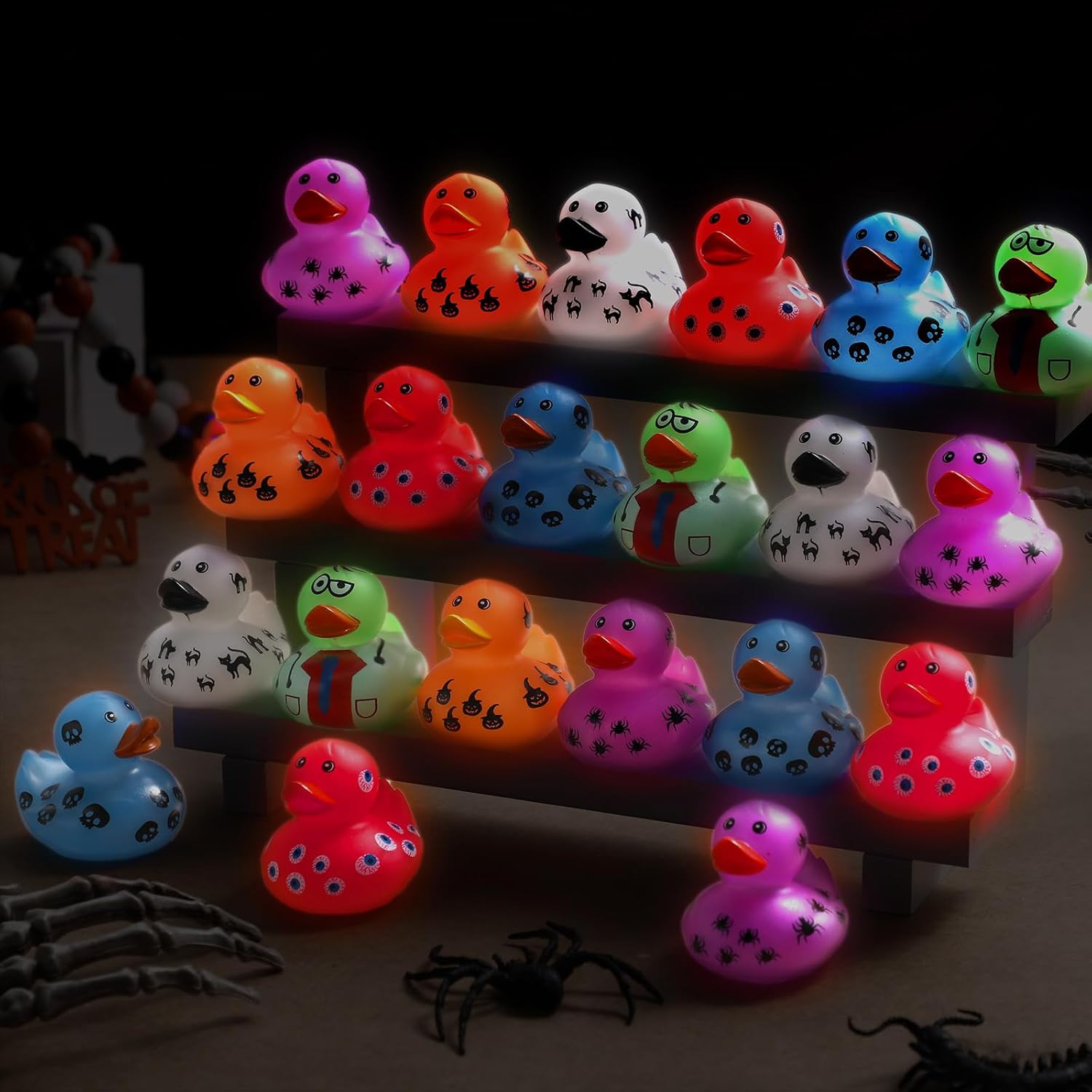 Jerify Pato de goma que brilla en la oscuridad de 2 pulgadas, surtido de mini patitos a granel, suministros de fiesta de pato para niños, piscina,