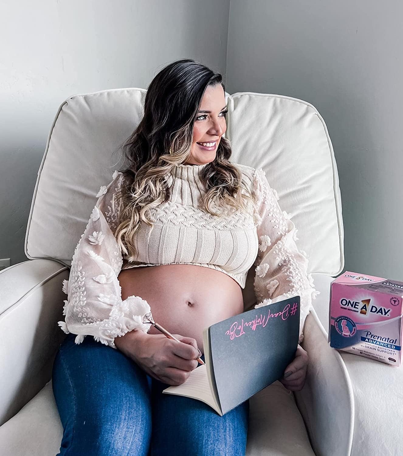 One A Day Multivitamínico completo prenatal para mujer con colina, ácido fólico, omega-3 DHA y hierro para pre, durante y después del embarazo,