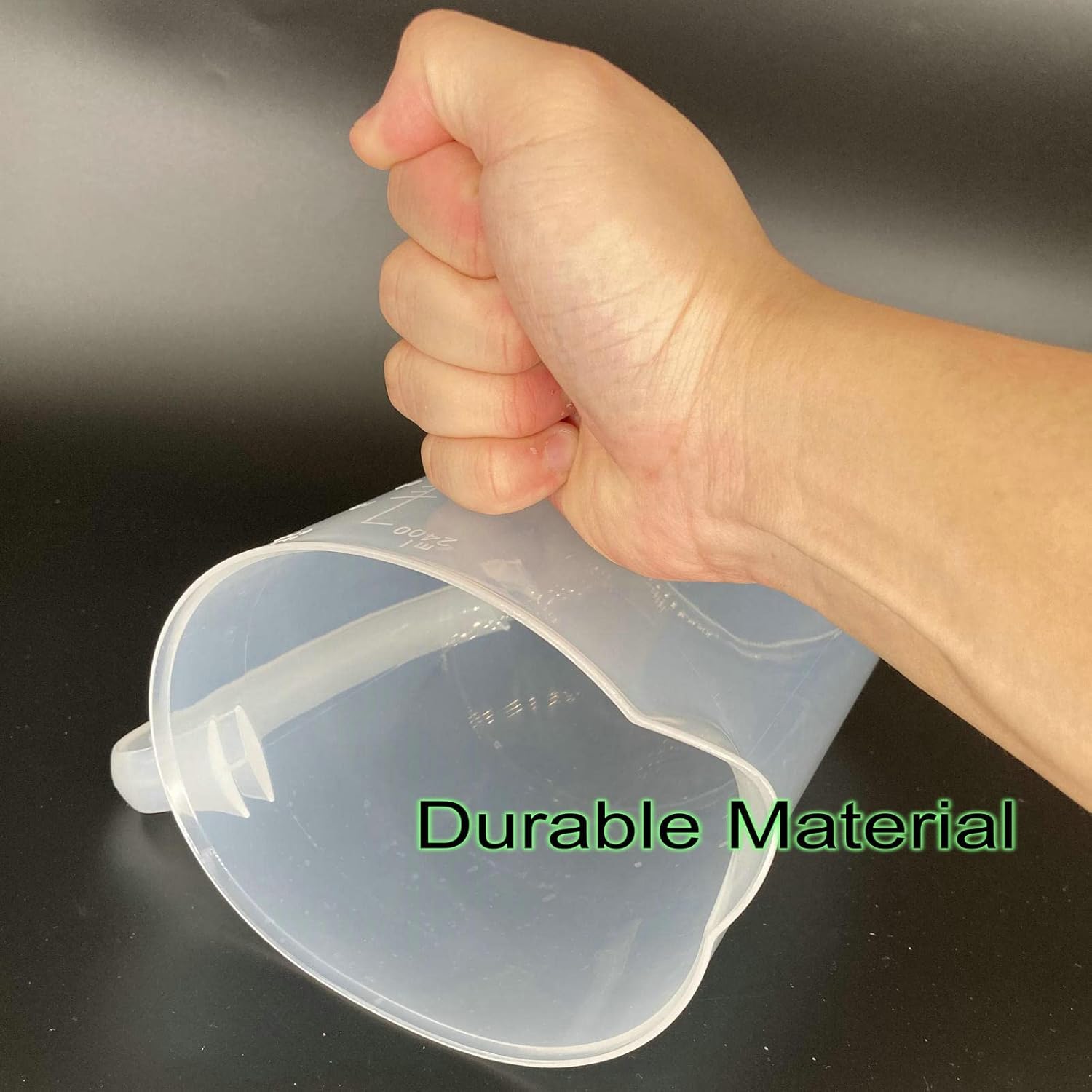 Jarra de agua de plástico de 81 oz2.4 litros0.63 galones con tapa, juego de 2 jarras sin BPA, jarra de agua para bebidas calientesfrías, té helado