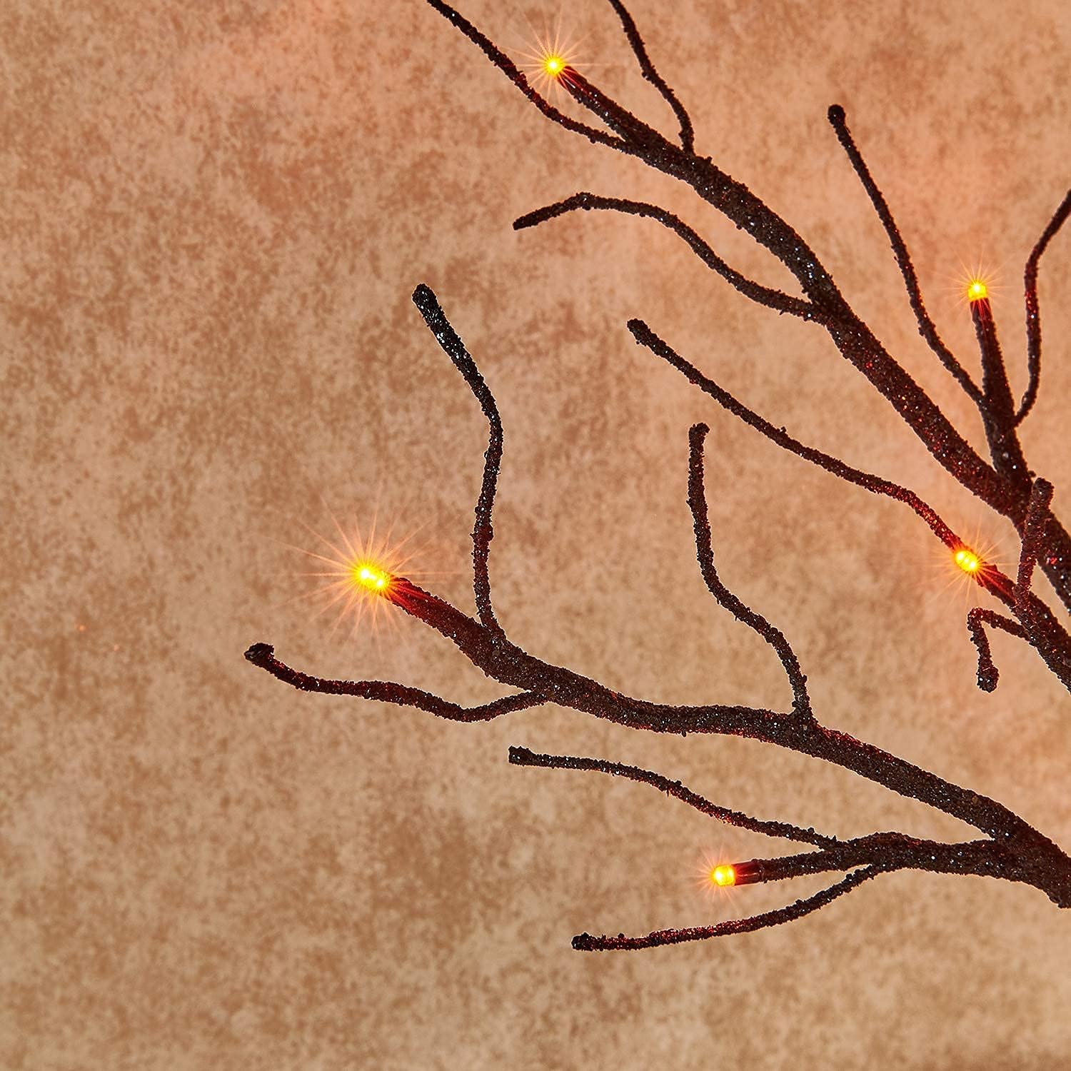 Hairui Árbol espeluznante de mesa iluminado con purpurina negra con luces naranjas, 24 LED de 18 pulgadas, para decoración de bruja de Halloween,