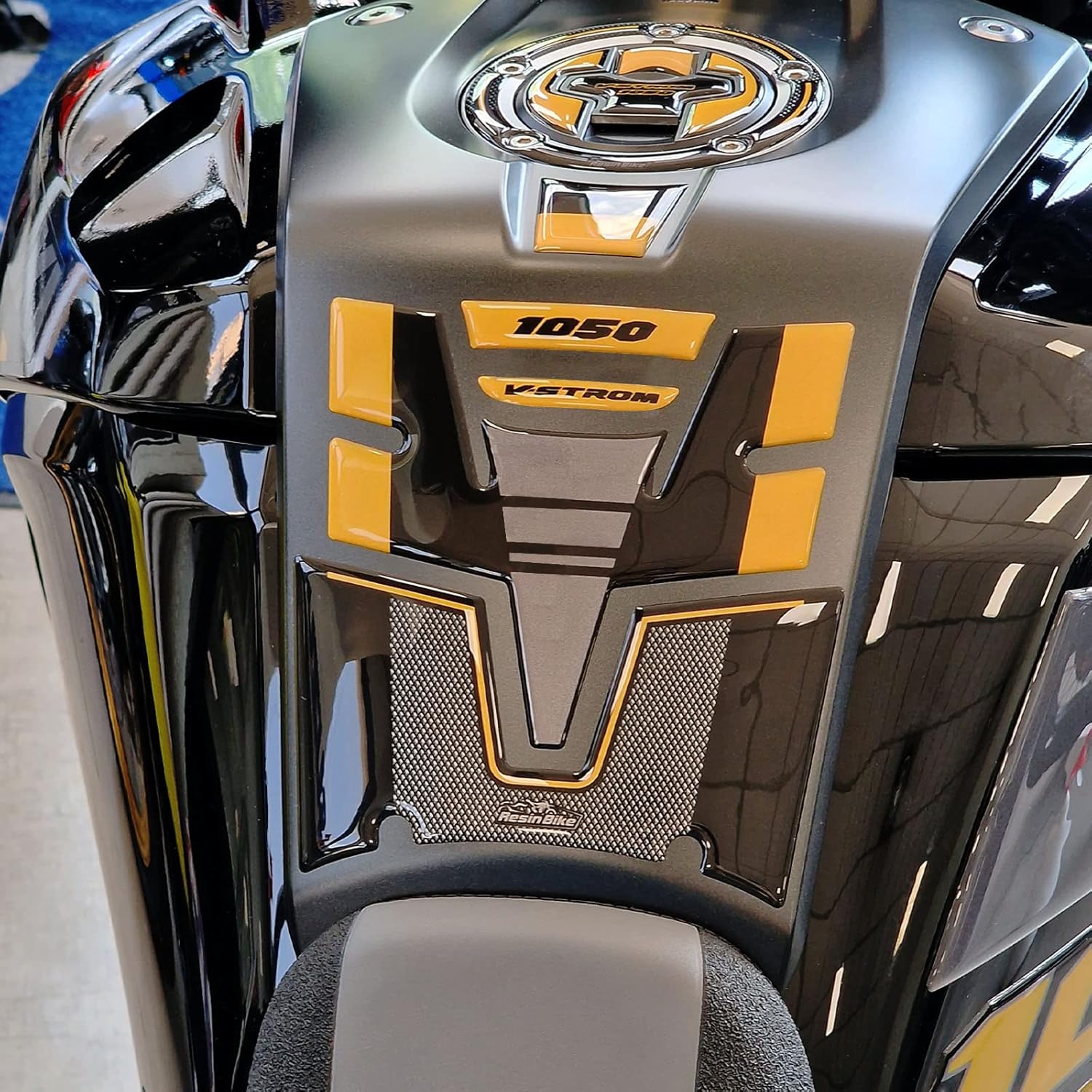 Motorcycle 3D Stickers Compatible with Suzuki V-Strom 1050 XT 2022 Gold & Black Dubai. Motorcycle Protections from Impact and Scratches. Complete