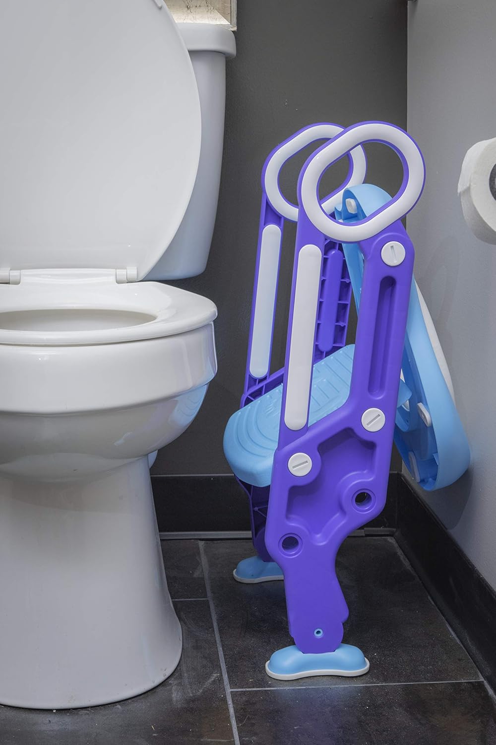 Asiento de entrenamiento para ir al baño con escalera. Taburete para niños pequeños que se adapta a la mayoría de inodoros, se pliega para