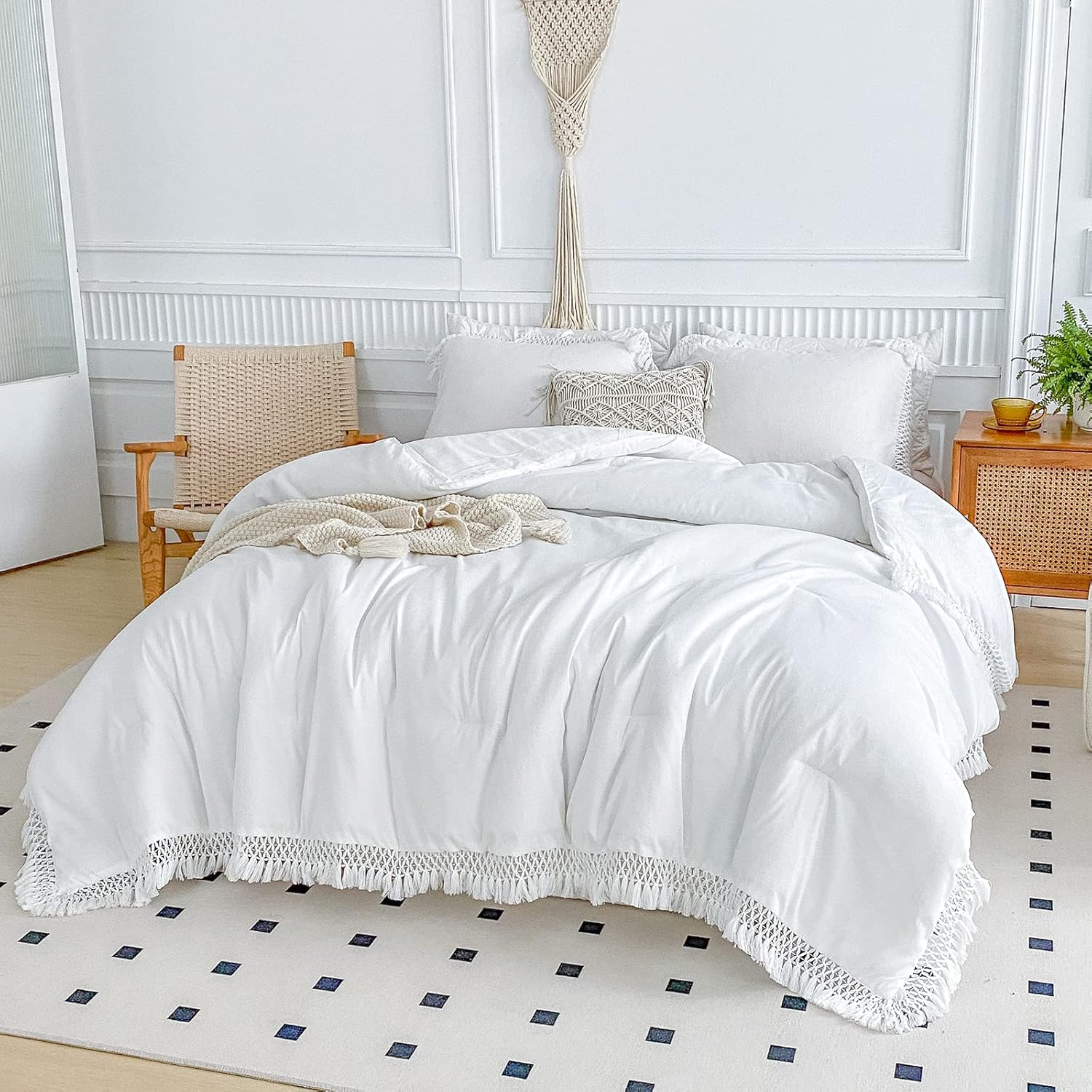 Juego de edredón con borlas blancas, tamaño Queen de 90 x 90 pulgadas, 3 piezas con flecos rosados, juego de ropa de cama bohemio de microfibra