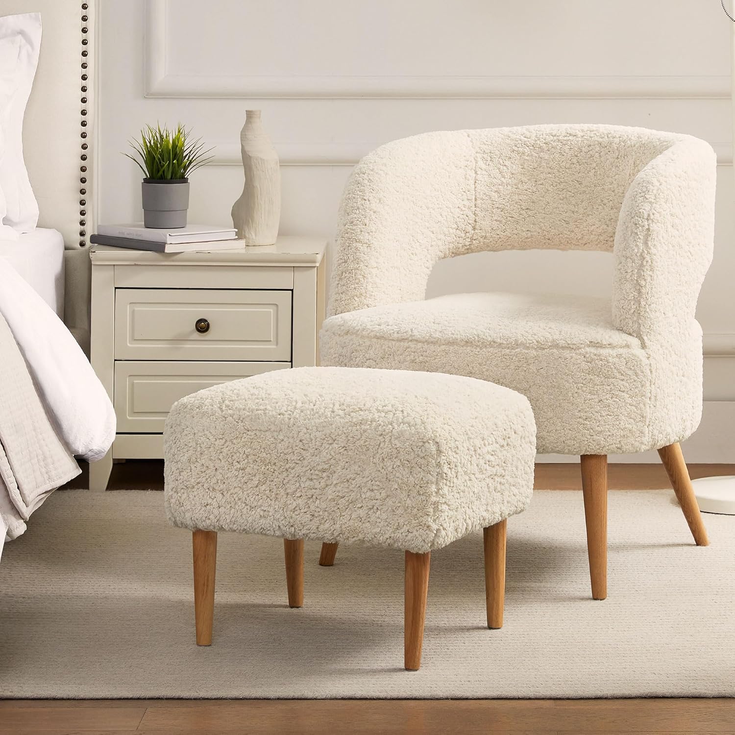 Silla decorativa con sillón otomano tapizado de vellón de peluche de mediados de siglo, sillas modernas y cómodas con patas de madera para sala de
