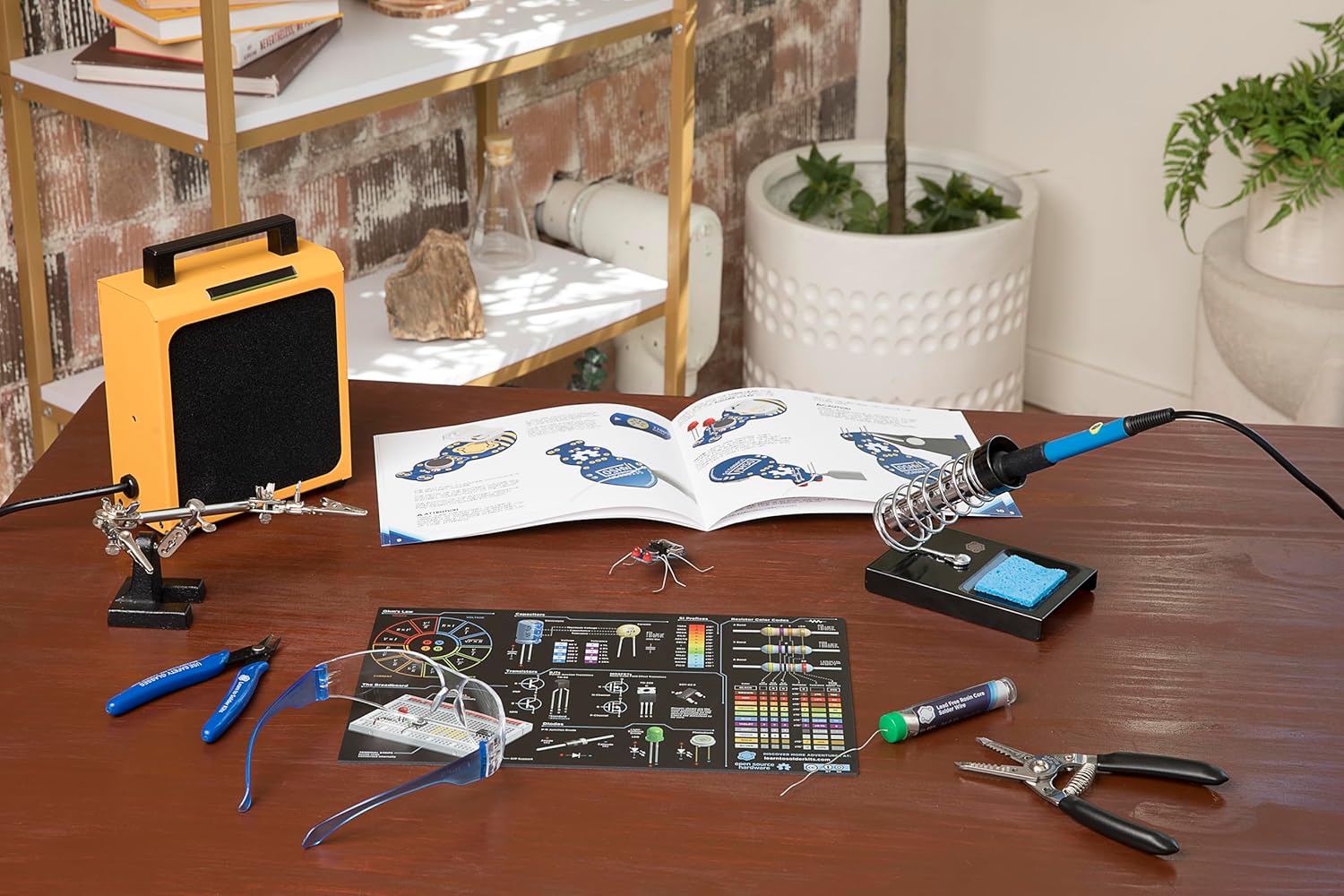 Jitterbug Deluxe Kit  Kit de soldadura de bricolaje para principiantes  Proyectos electrónicos para estudiantes y clases STEM  Herramientas incluidas