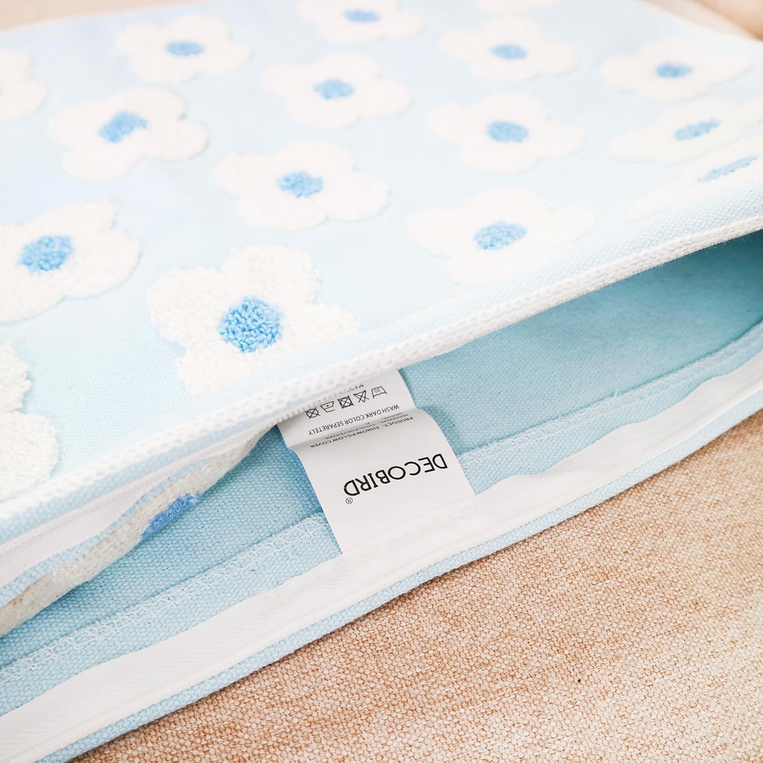 Funda de almohada bordada de 12 x 20 pulgadas, diseño floral azul claro, decoración del hogar, funda de almohada bordada de lona de algodón gruesa