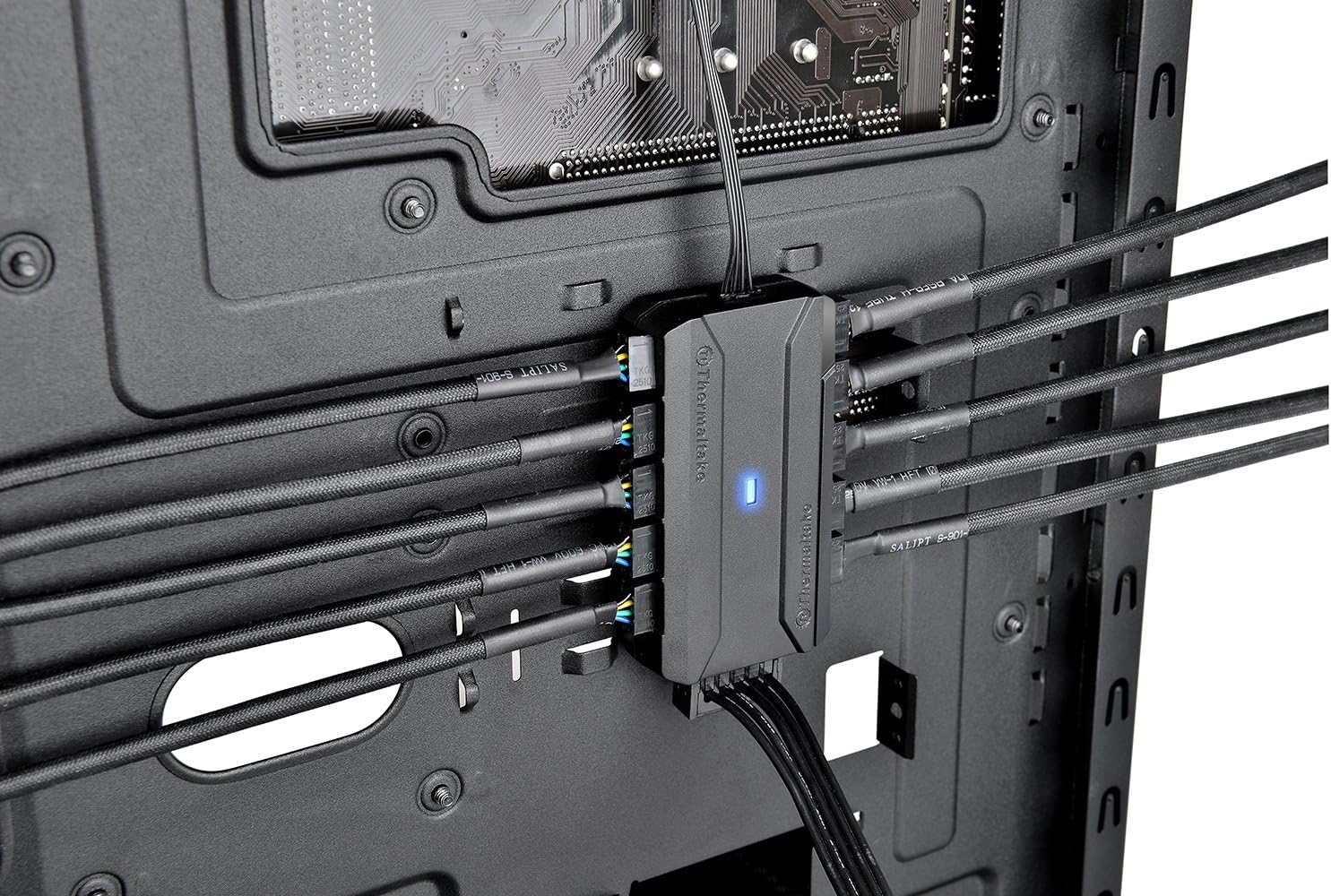 Thermaltake 212159 Accesorio Ac-023-an1nan-a1 Comandante Fp 10 Puerto Hub Para Pwm Fans Retail