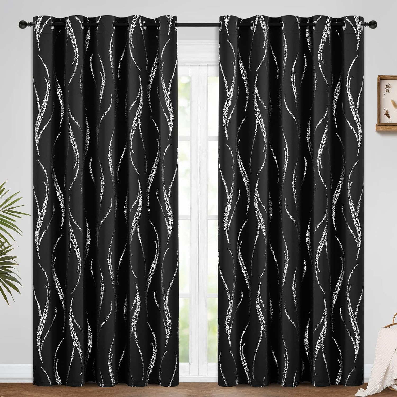 Yakamok Cortinas opacas de 84 pulgadas de largo para sala de estar, con aislamiento térmico y patrón de líneas onduladas plateadas, cortinas para