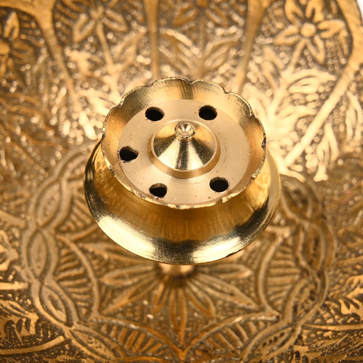 Soporte de incienso de latón, quemador de incienso de palo de loto y soporte de incienso dorado con soporte para agarrador de cenizas, soporte