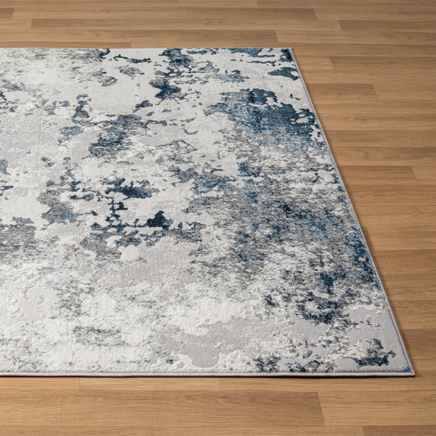 LUXE WEAVERS Chelsea Collection 7337 – Alfombra abstracta moderna de 5 x 7 pulgadas, color azul