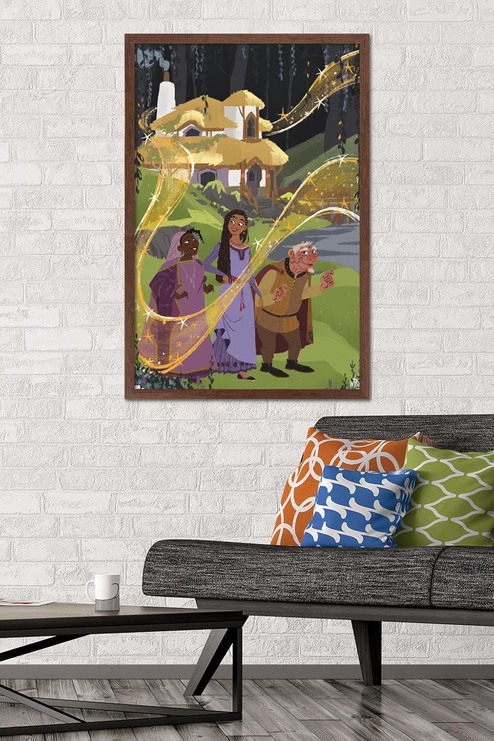 Trends International Disney Wish – Póster de collage 1 (familiar), póster de pared, 22.37 x 34.00 pulgadas, versión enmarcada de caoba