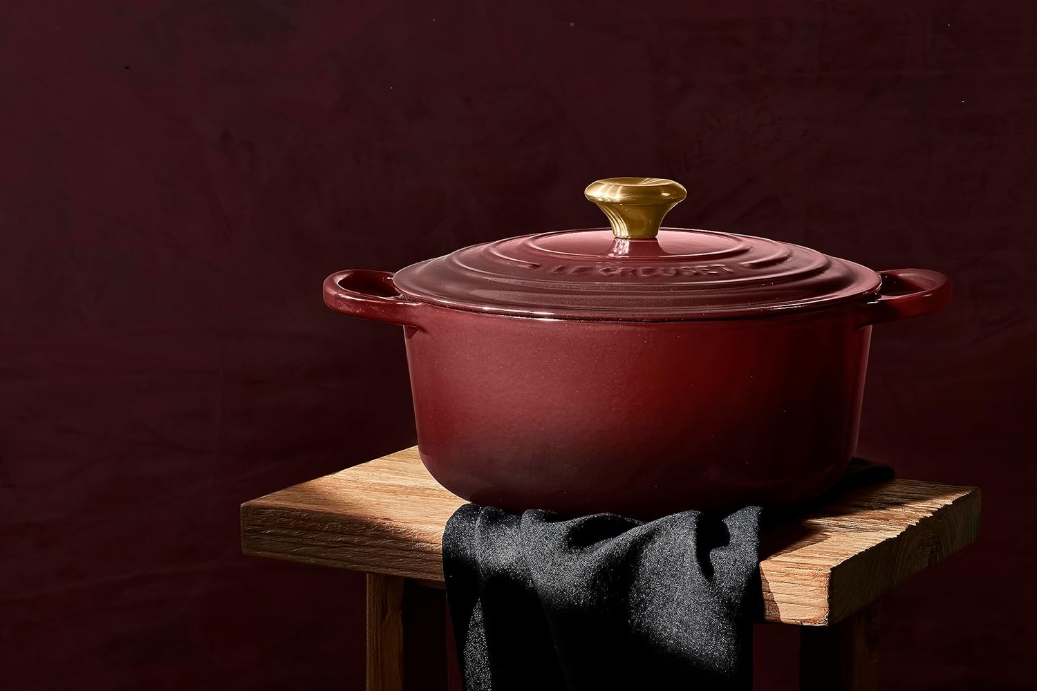 Le Creuset Horno holandés redondo Signature de hierro fundido esmaltado, 5.5 cuartos de galón., Rhone