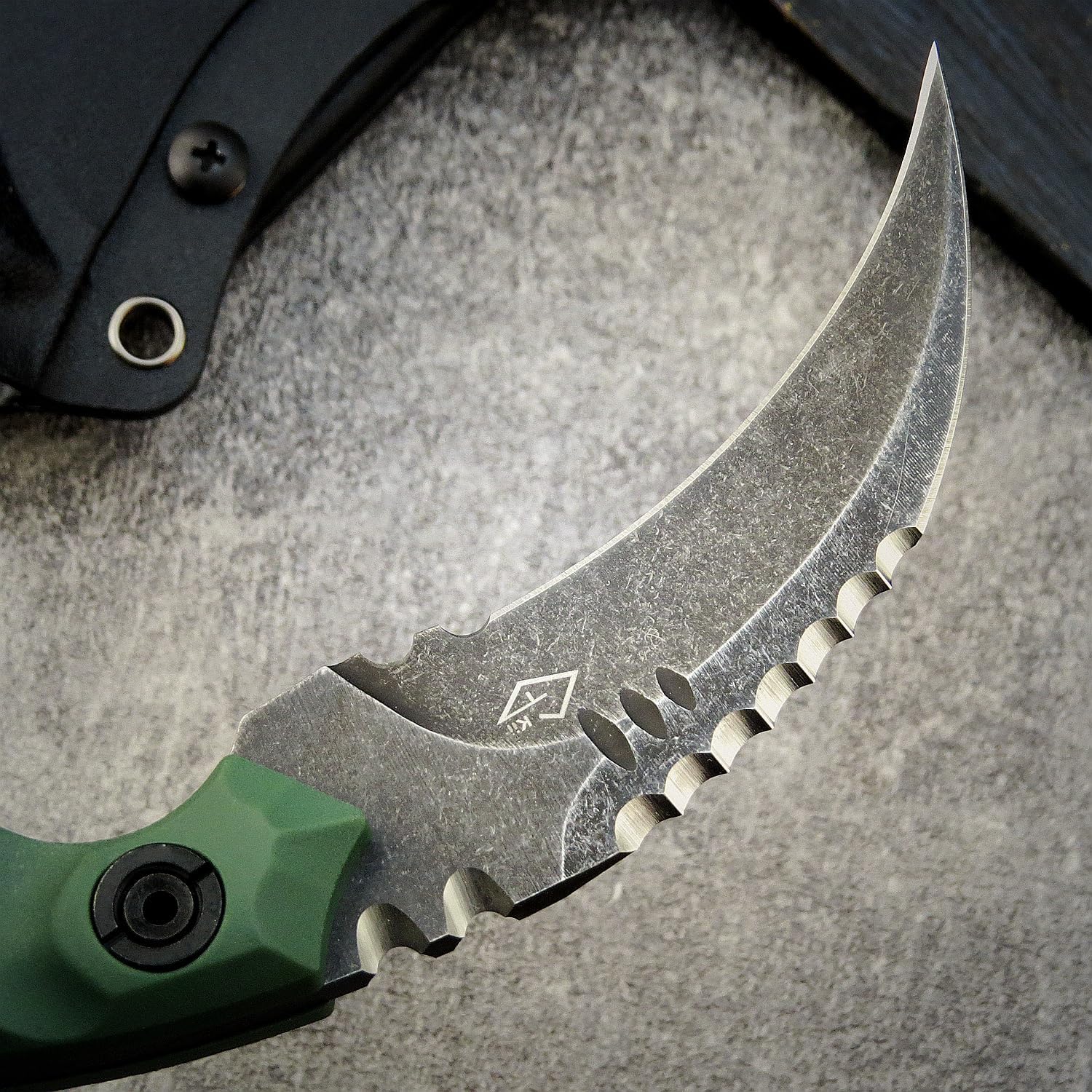 Gtkii GTK691 Cuchillo de hoja fija, hoja de acero D2, cuchillo de garra de mango de fibra de vidrio de nailon con funda Kydex para acampar al aire