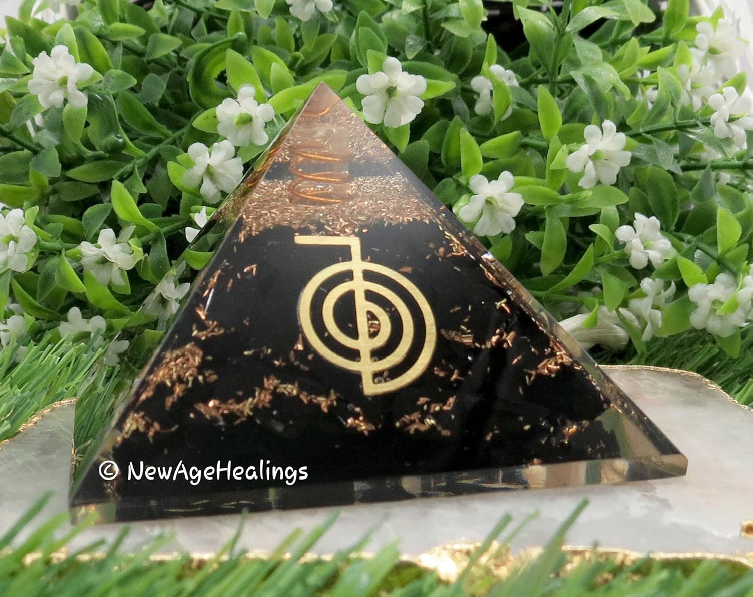 Pirámide de orgón grande  Cristal de pirámide de shungita  Pirámide de orgonita Cho Ku Reiki  Pirámides de órgano Curación de energía positiva