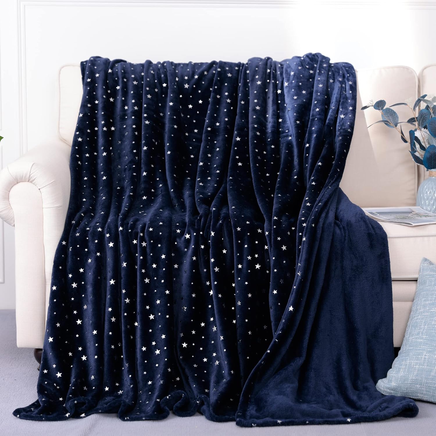 Stellhome Manta azul marino, ultra suave, gruesa, de franela con estampado de estrellas, manta de cama de forro polar para sofá, tamaño individual