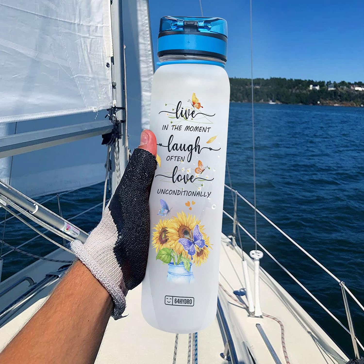 64HYDRO Botella de agua motivacional de 32 onzas con marcador de tiempo y filtro extraíble, regalos de mariposa de girasol de fe cristiana para