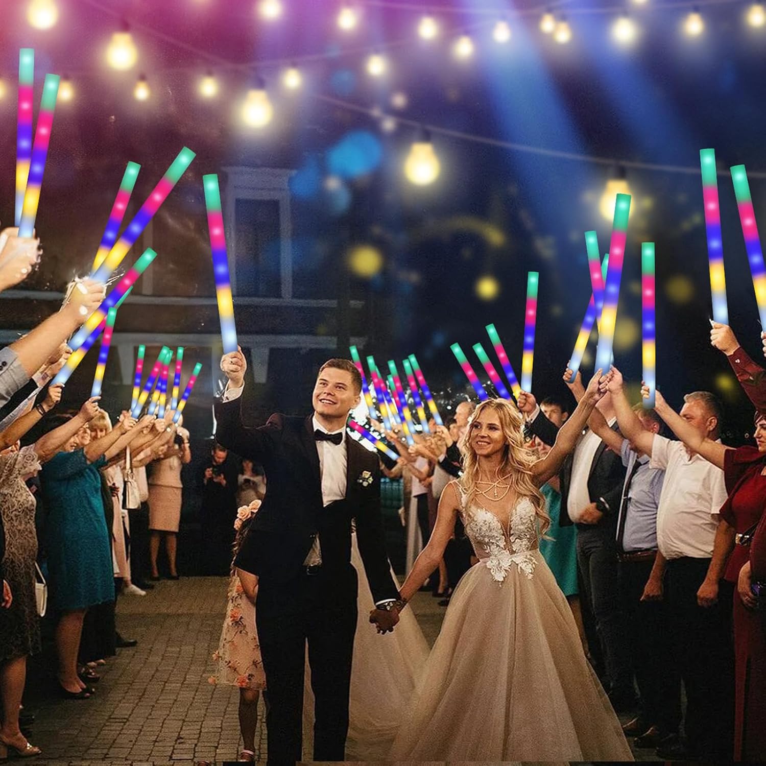 Varitas luminosas a granel, 28 varillas de espuma con 5 colores intermitentes, varitas de bastón iluminadas para niños, suministros de fiesta para