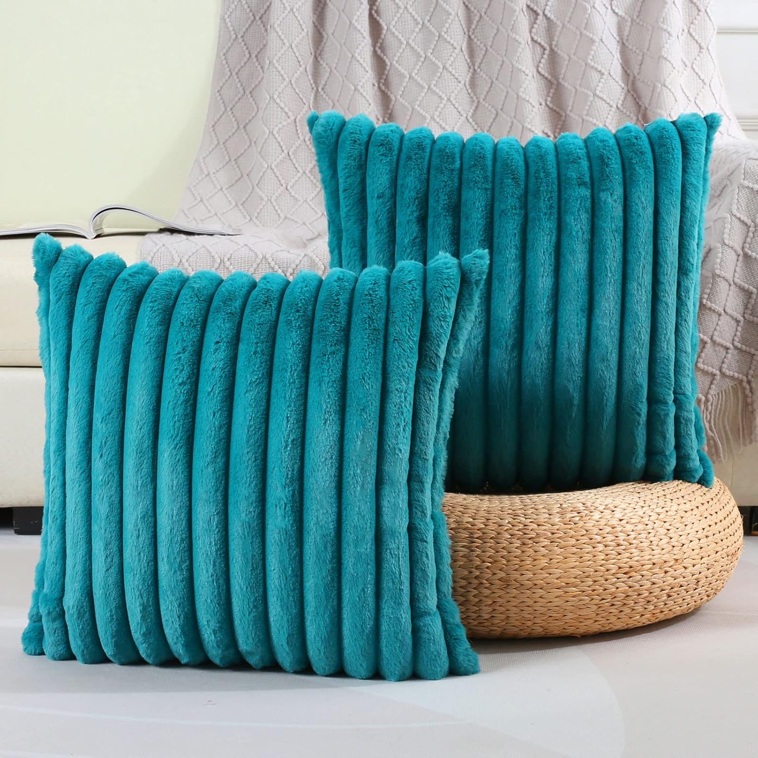 FUTEI – Juego de 2 fundas de almohada decorativas con rayas de color verde azulado, 22 x 22 pulgadas, cuadradas y primaverales, piel sintética de