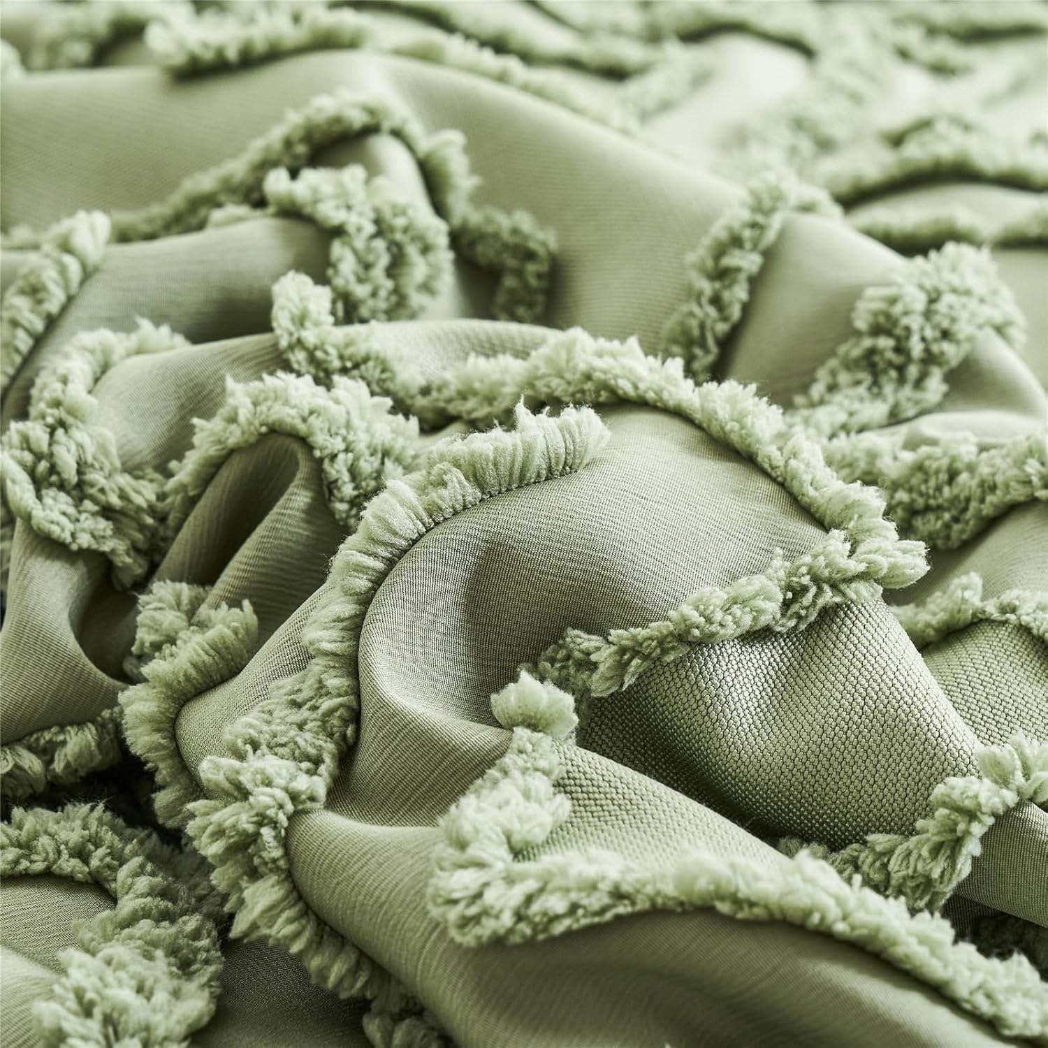KAKKI Juego de edredón y sábanas de 7 piezas tamaño King en una bolsa, diseño de cheurón verde salvia, juego completo de ropa de cama de microfibra