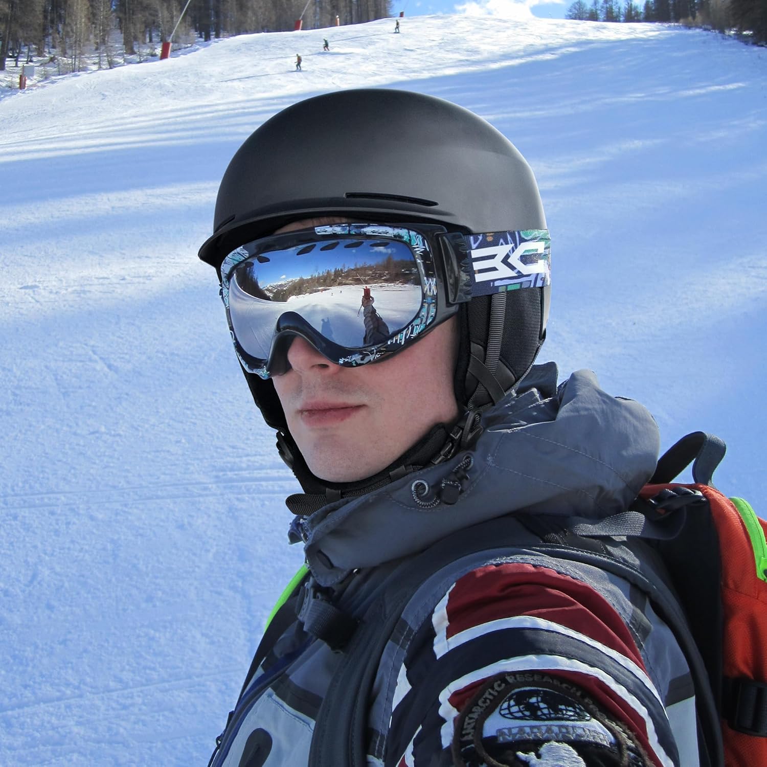 BASE CAMP SD-05 – Casco de esquí para snowboard, ajuste con esfera, compatible con gafas, almohadillas para los oídos, casco de nieve de contorno