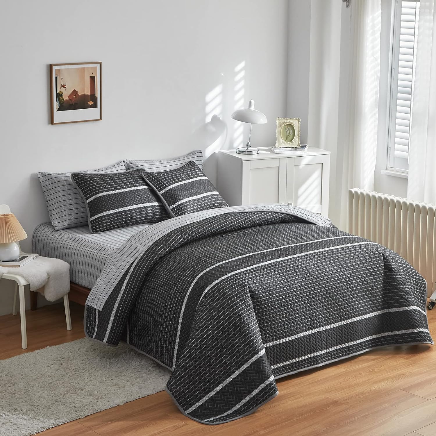 Flysheep Juego de edredón bohemio gris oscuro tamaño individual para niños, 2 piezas de edredón reversible a rayas blancas sobre negro, colcha de