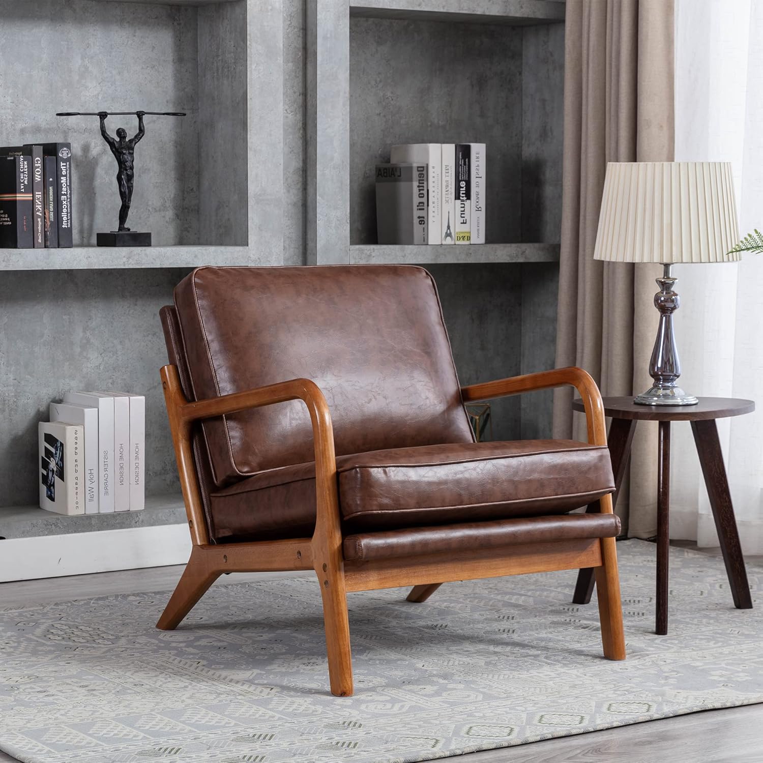 JOYBASE Sillón con brazos, silla decorativa moderna de mediados de siglo, sillón con marco de madera para sala de estar, dormitorio (marrón, cuero