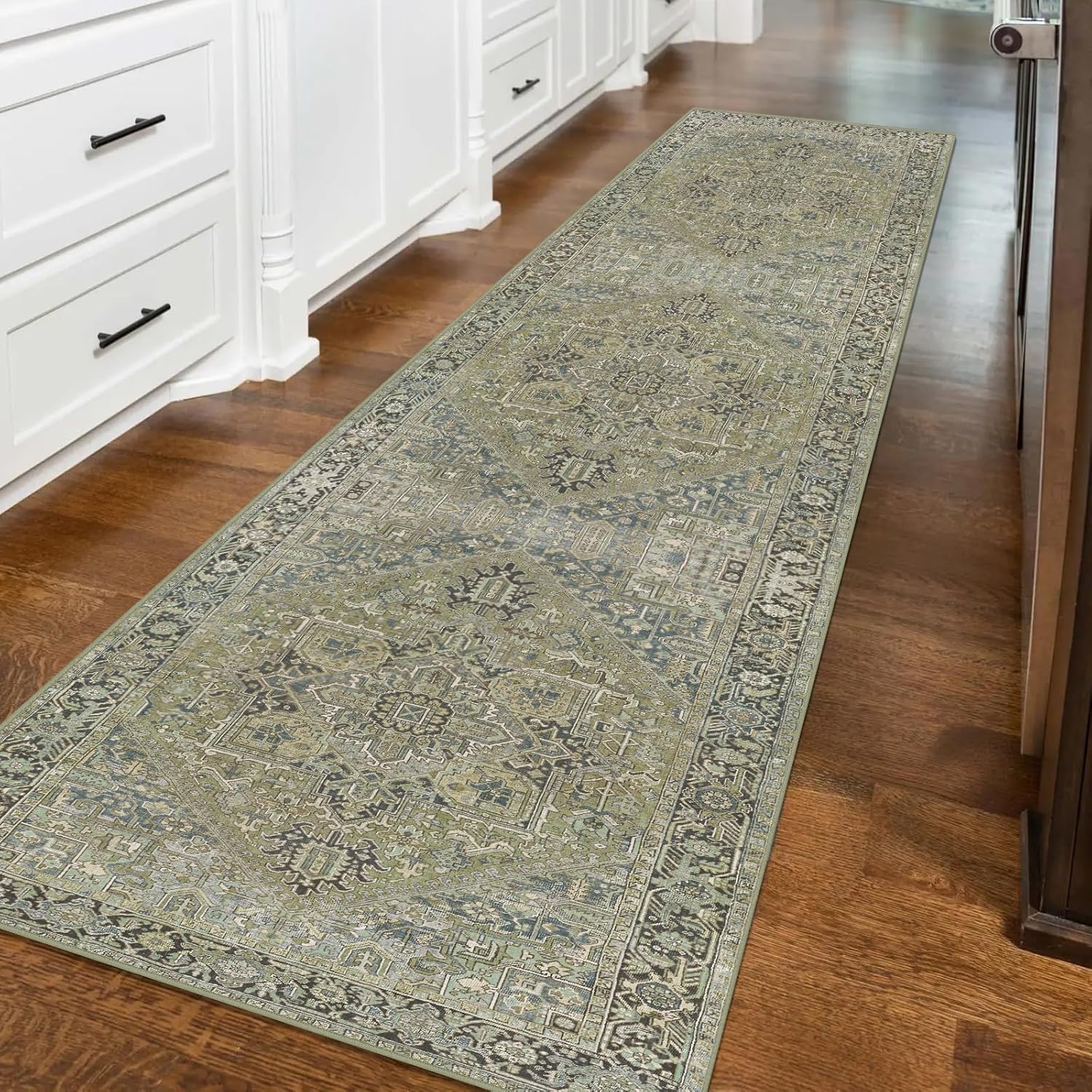 Worxvell Alfombra lavable para pasillo de 2 pies 6 x 8 pies, alfombra de pasillo antideslizante con parte trasera de goma, tapetes vintage