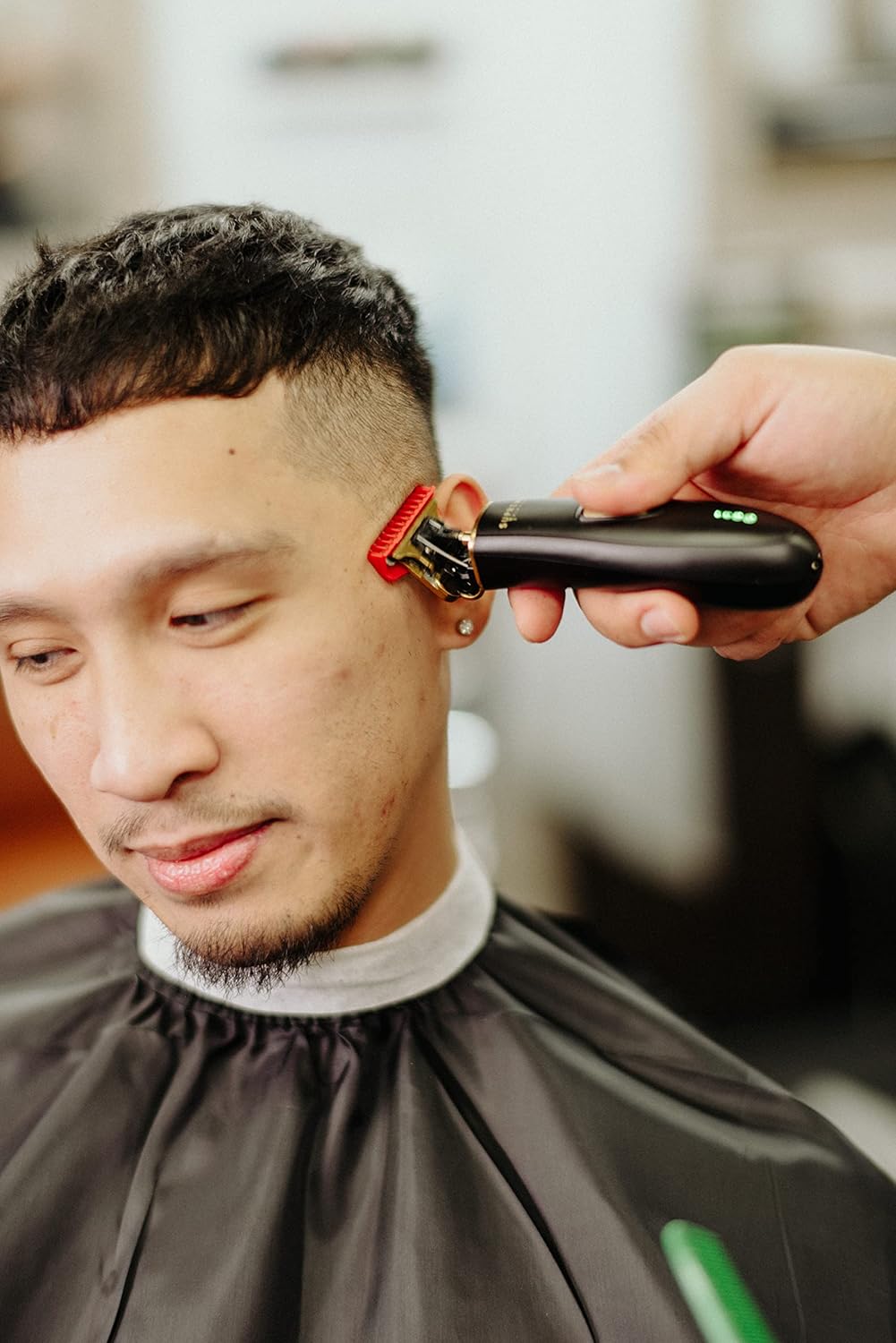 Supreme Trimmer ST5220 – Cortadora de barba de precisión para hombres, corte profesional de peluquero inalámbrico – T-Shaper Li negro (hoja