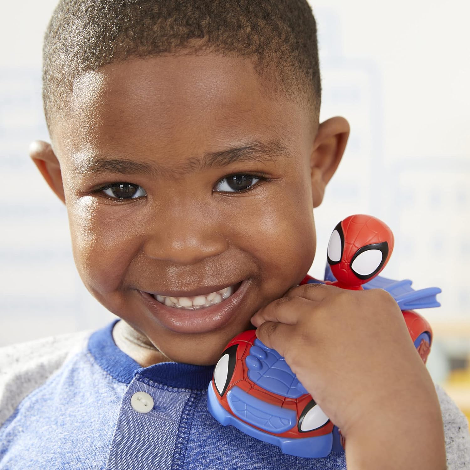 Hasbro Spidey y sus increíbles amigos – Figura y vehículo rastreador web (F1940)