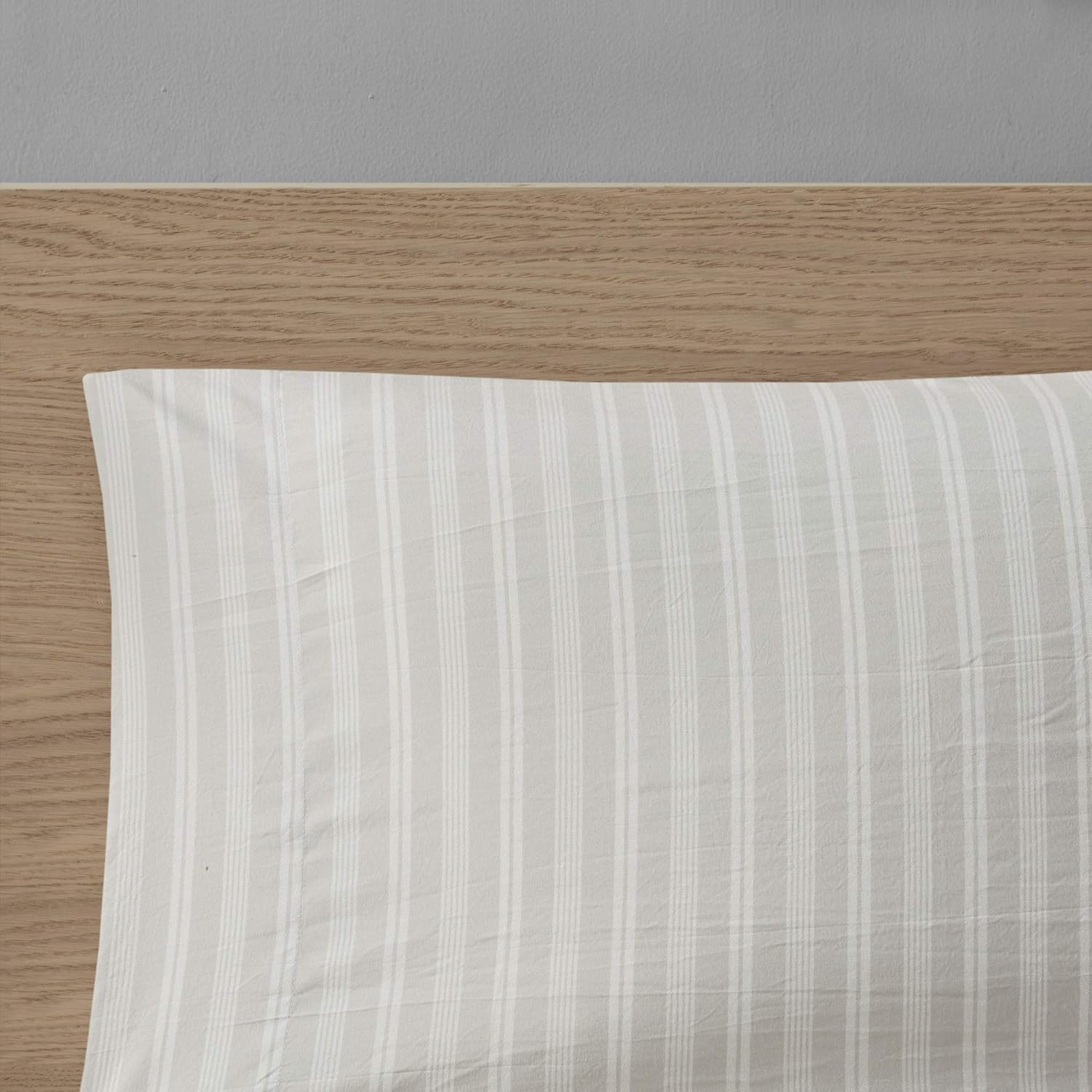 Madison Park Essentials Cozy Bed in A Bag – Edredón reversible con juego de sábanas completo, diseño casual de cabaña a cuadros, funda para todas
