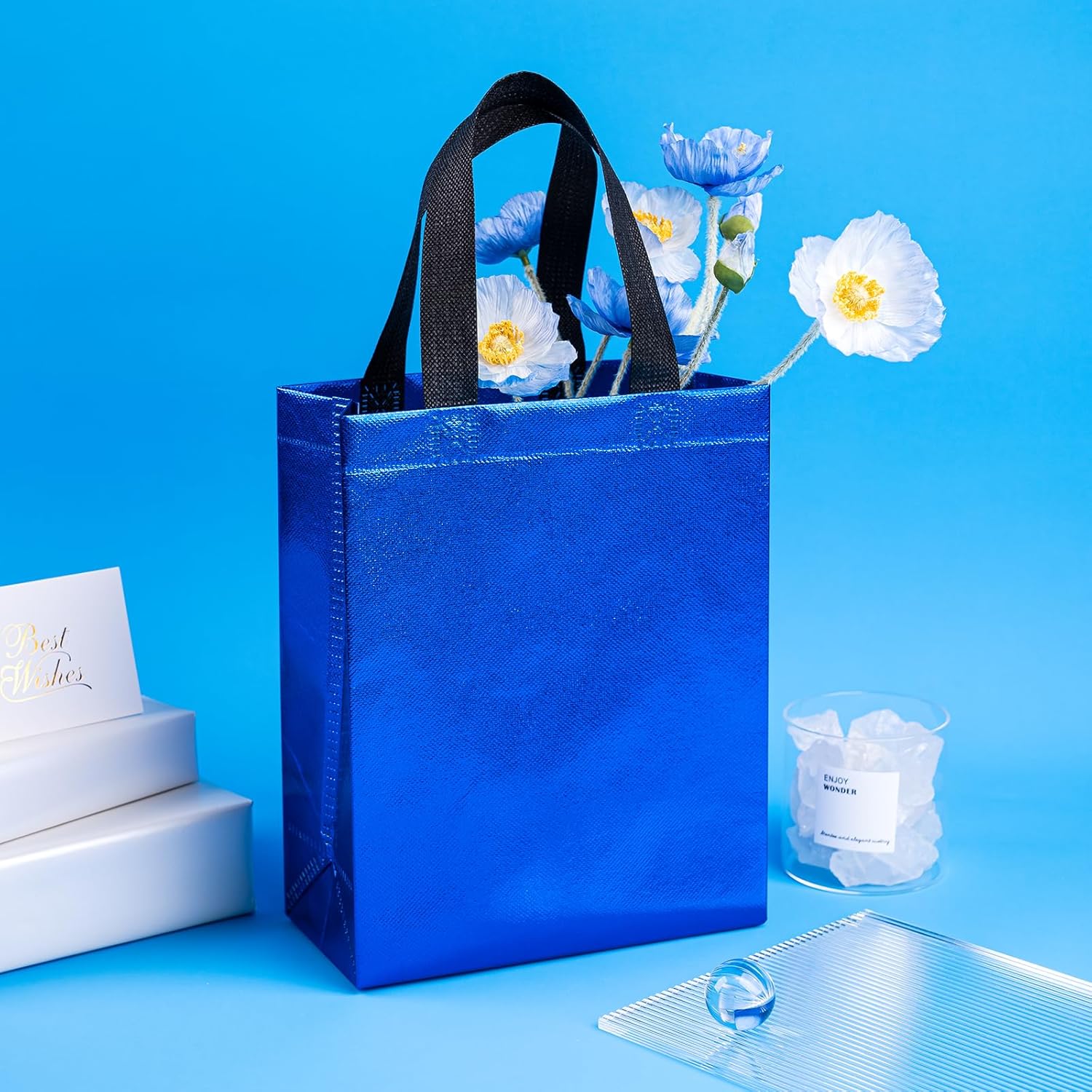 WRAPAHOLIC Bolsa de regalo azul reutilizable con asas, paquete de 12 unidades, tamaño mediano de 8 x 4 x 10 pulgadas, perfecta para bolsas de regalo