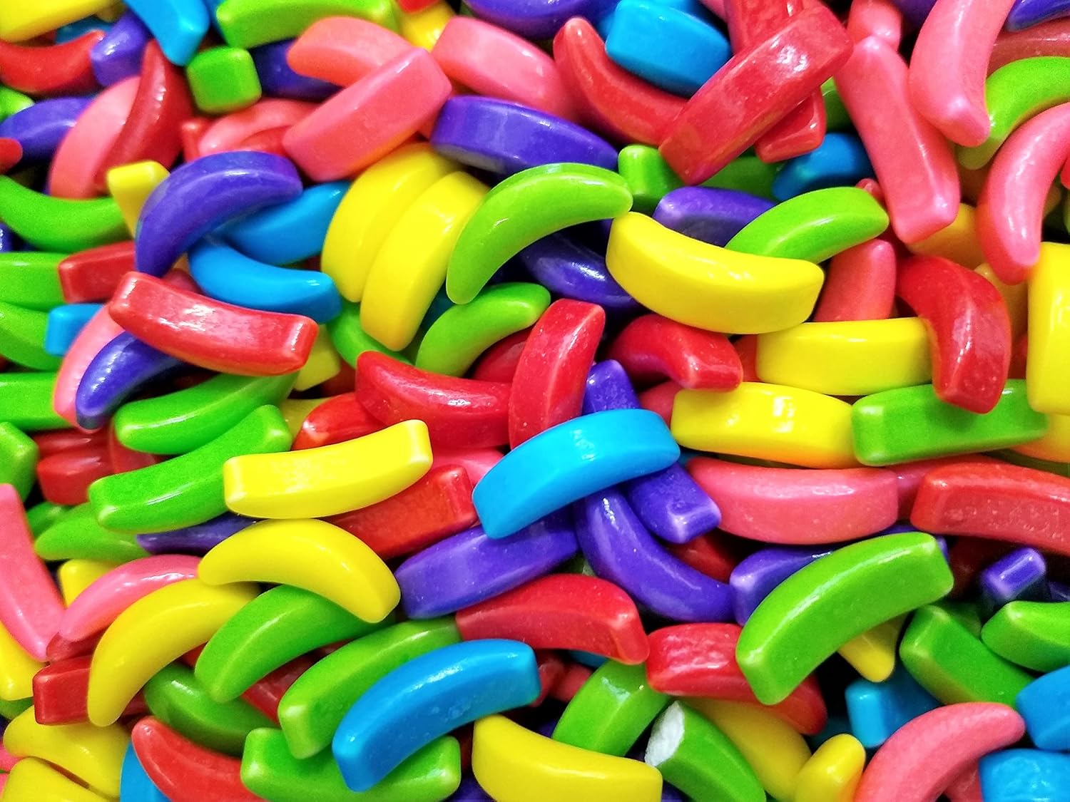 Crazy Bananas  1.5 libras de dulces dulces dulces multicolor surtidos en forma de plátano