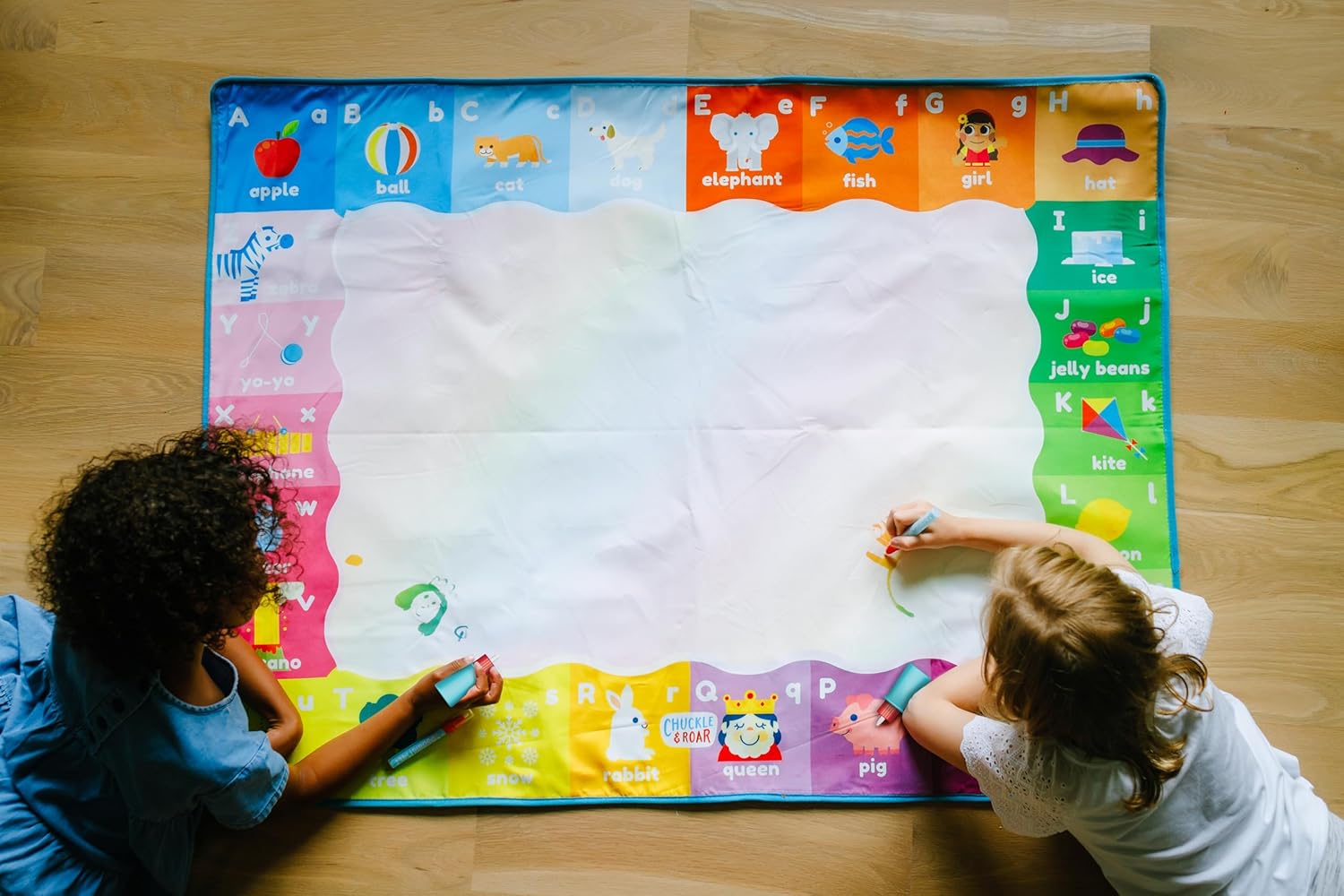 Chuckle & Roar – Alfombrilla para garabatos – Diversión con acuarelas – Arte y manualidades sin desorden – Ideal para niños pequeños