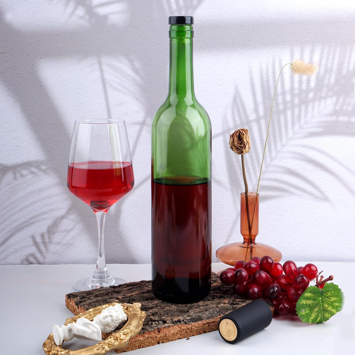 Paquete de 8 botellas de vino de vidrio de 25.4 fl oz, botellas de vidrio verde de 25 onzas con tapas de corcho y cápsulas retráctiles de PVC,
