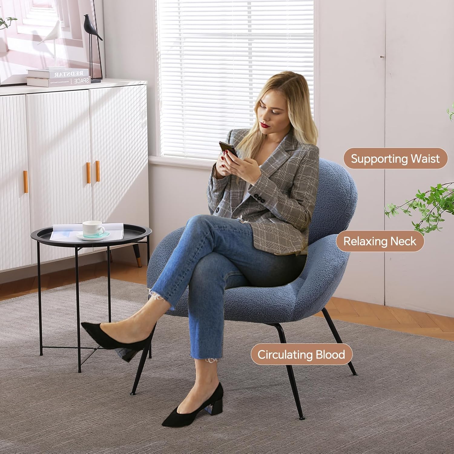 Silla decorativa, moderna silla tapizada de tela polar para maquillaje, con piel sintética Sherpa + patas de metal sólido, cómodo sofá para sala de