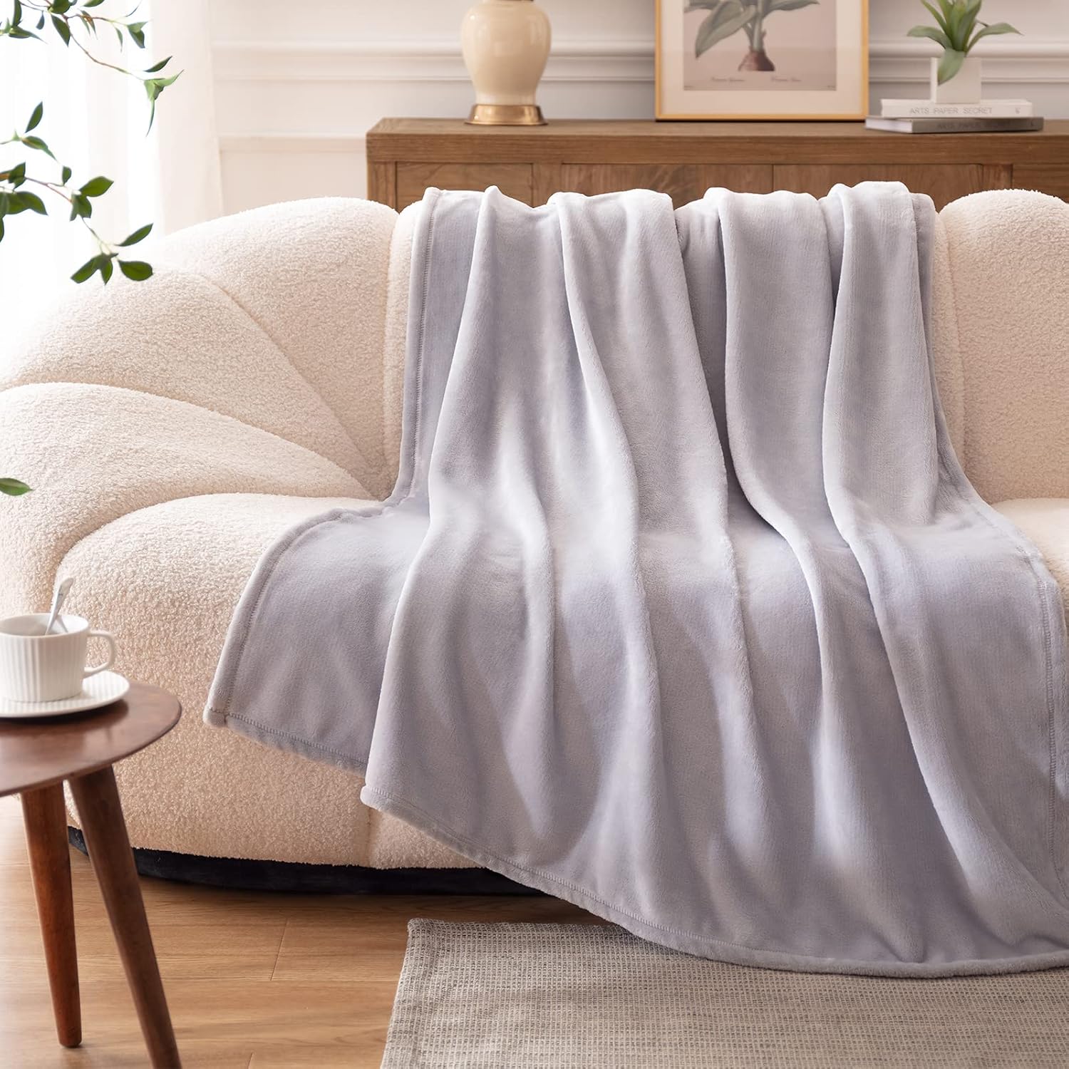 Bertte Manta de forro polar, súper suave, acogedora, cálida y ligera, para sofá, manta decorativa de lujo con patrón de terciopelo, 50 x 60