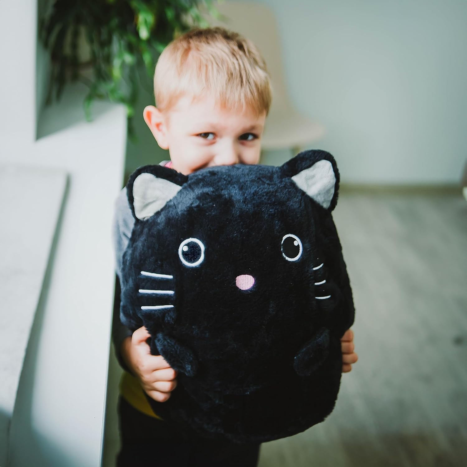 WEIGEDU Gatito negro de peluche con ojos bordados para niño y niña, decoración de Halloween, cojín de almohada, sofá, regalos de inauguración de la
