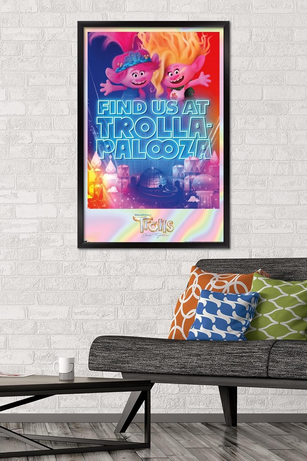 Trends International Trolls Band Together – Póster de pared de Viva and Poppy at Trolla-Palooza, 22.37 x 34.00 pulgadas, versión enmarcada en negro