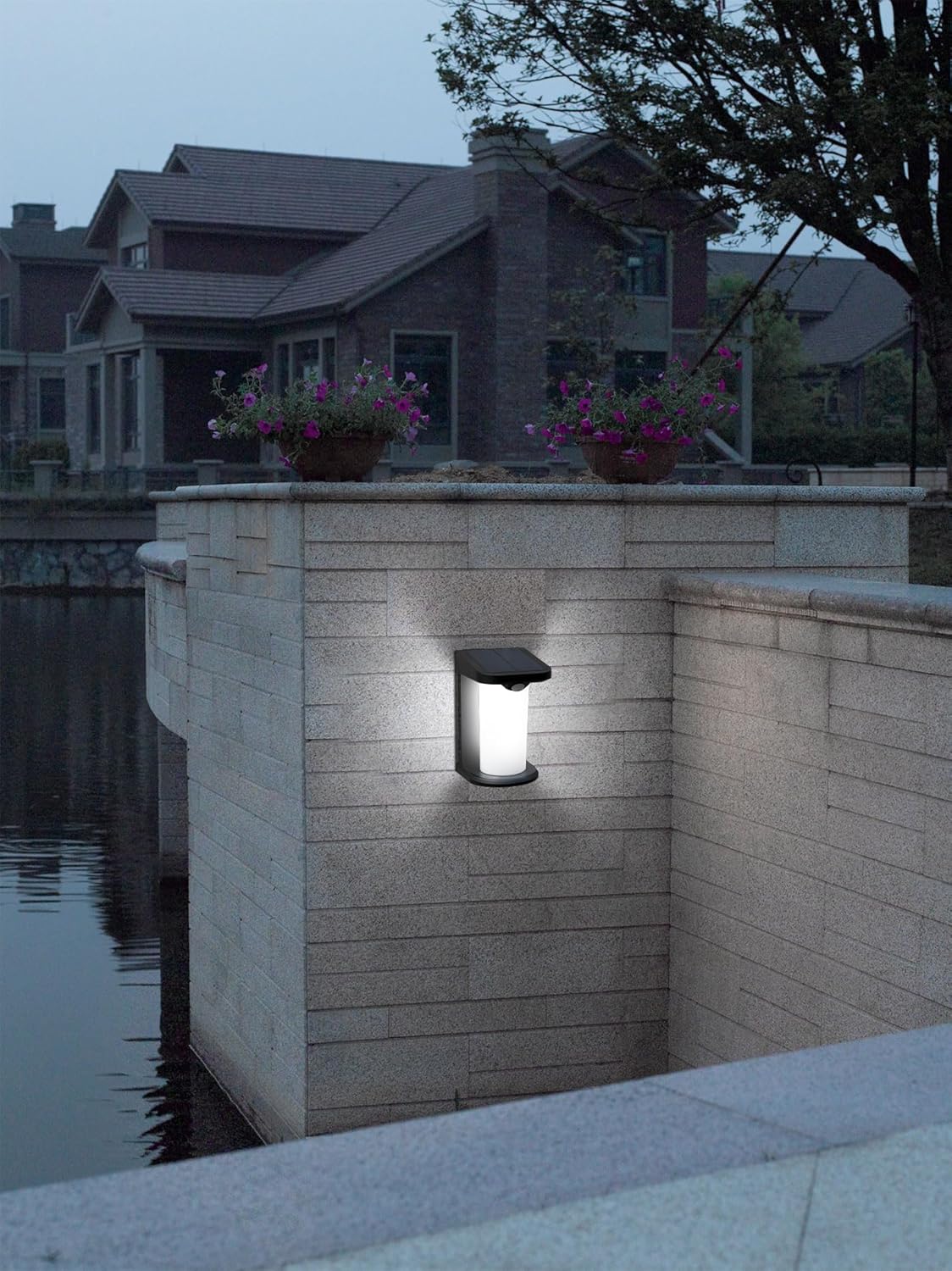 Luces solares de movimiento para exteriores, 2 modos de iluminación, IP54 impermeable, encendidoapagado automático, inalámbrico, adecuado para valla