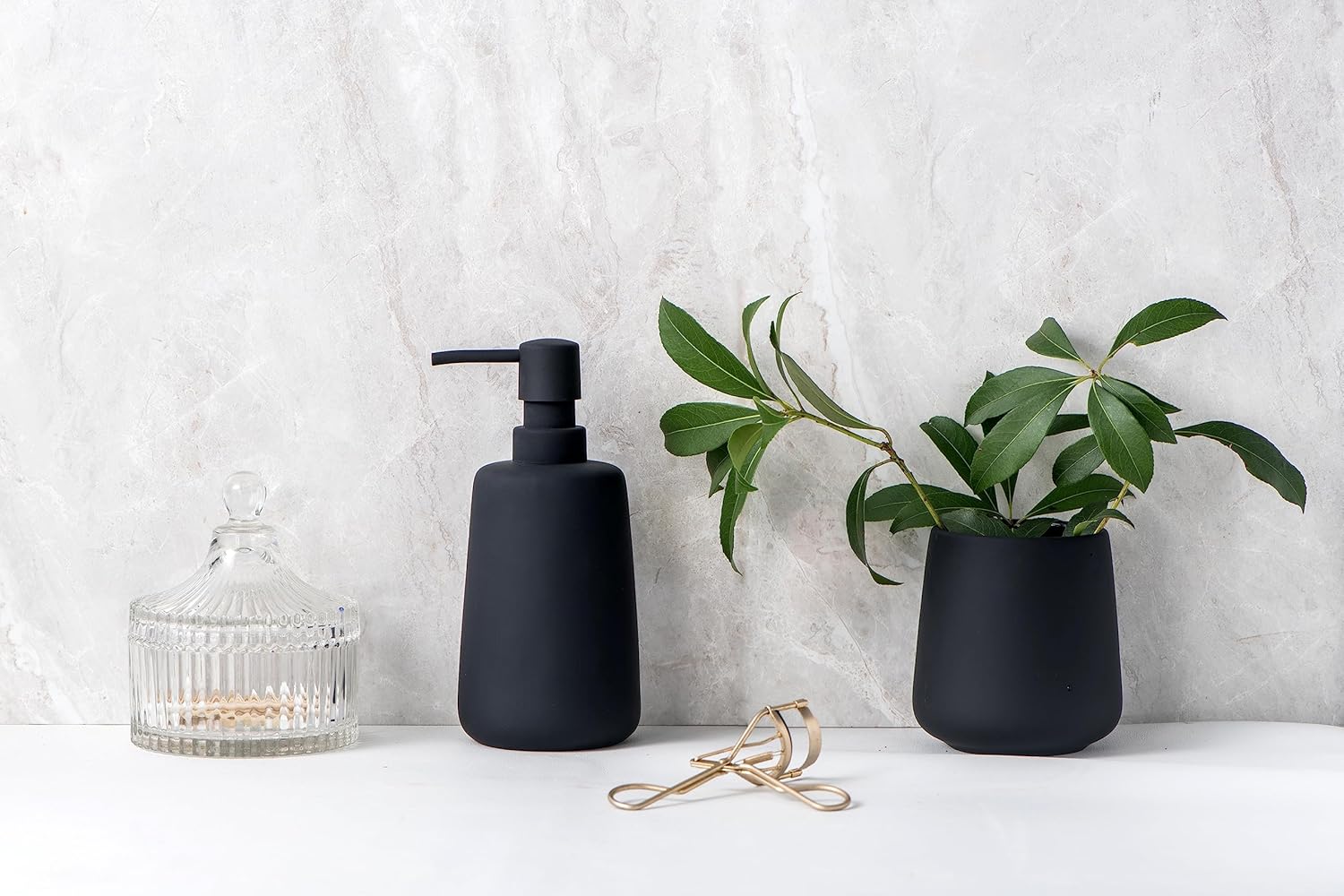 Dispensador de jabón mate para baño, dispensador de loción suave al tacto de 13.5 onzas, dispensador de jabón de manos para baño, dispensador de