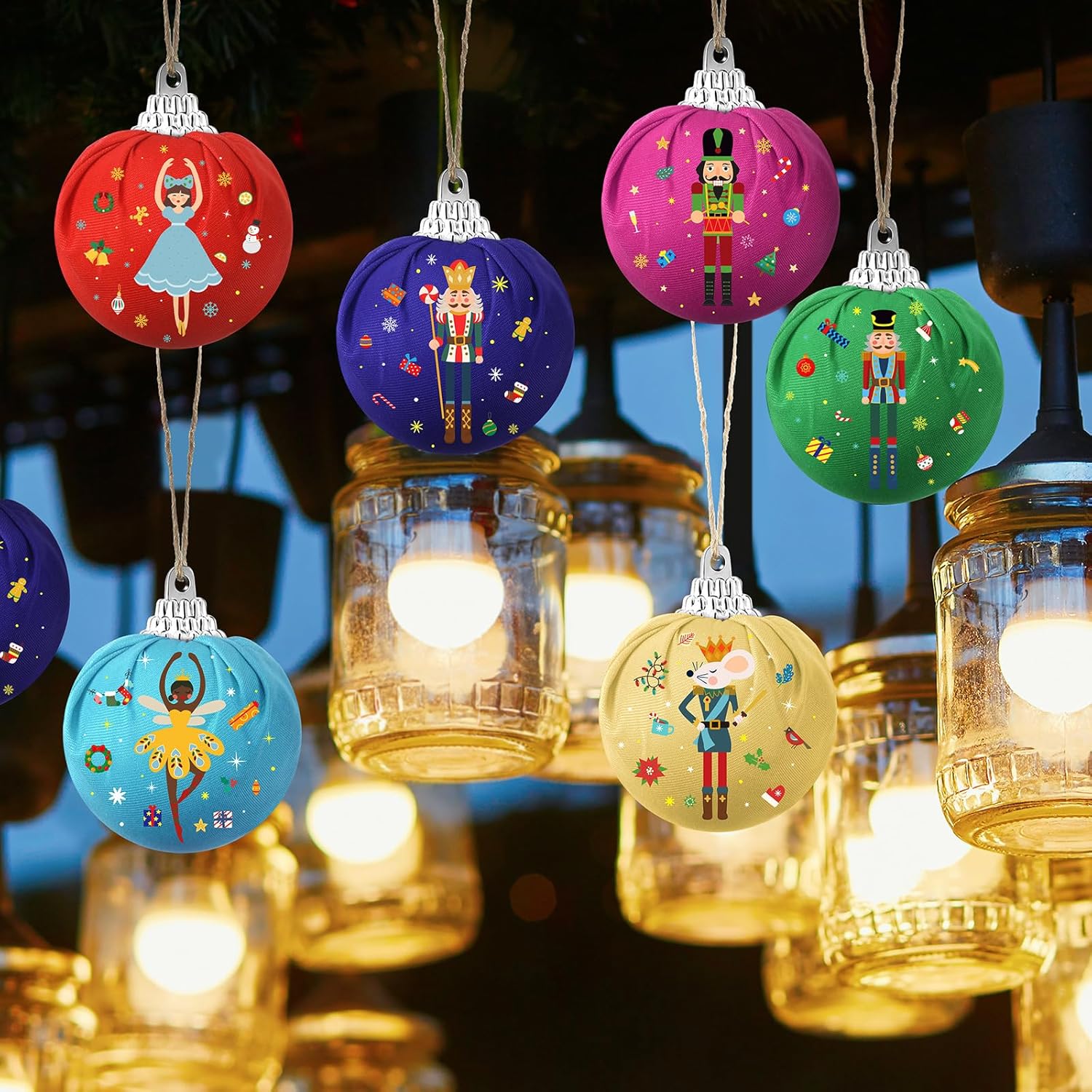12 piezas de adornos de bola de cascanueces de Navidad, diseño de cascanueces, adorno de bola colgante de tela envuelta, juego de bolas de Navidad