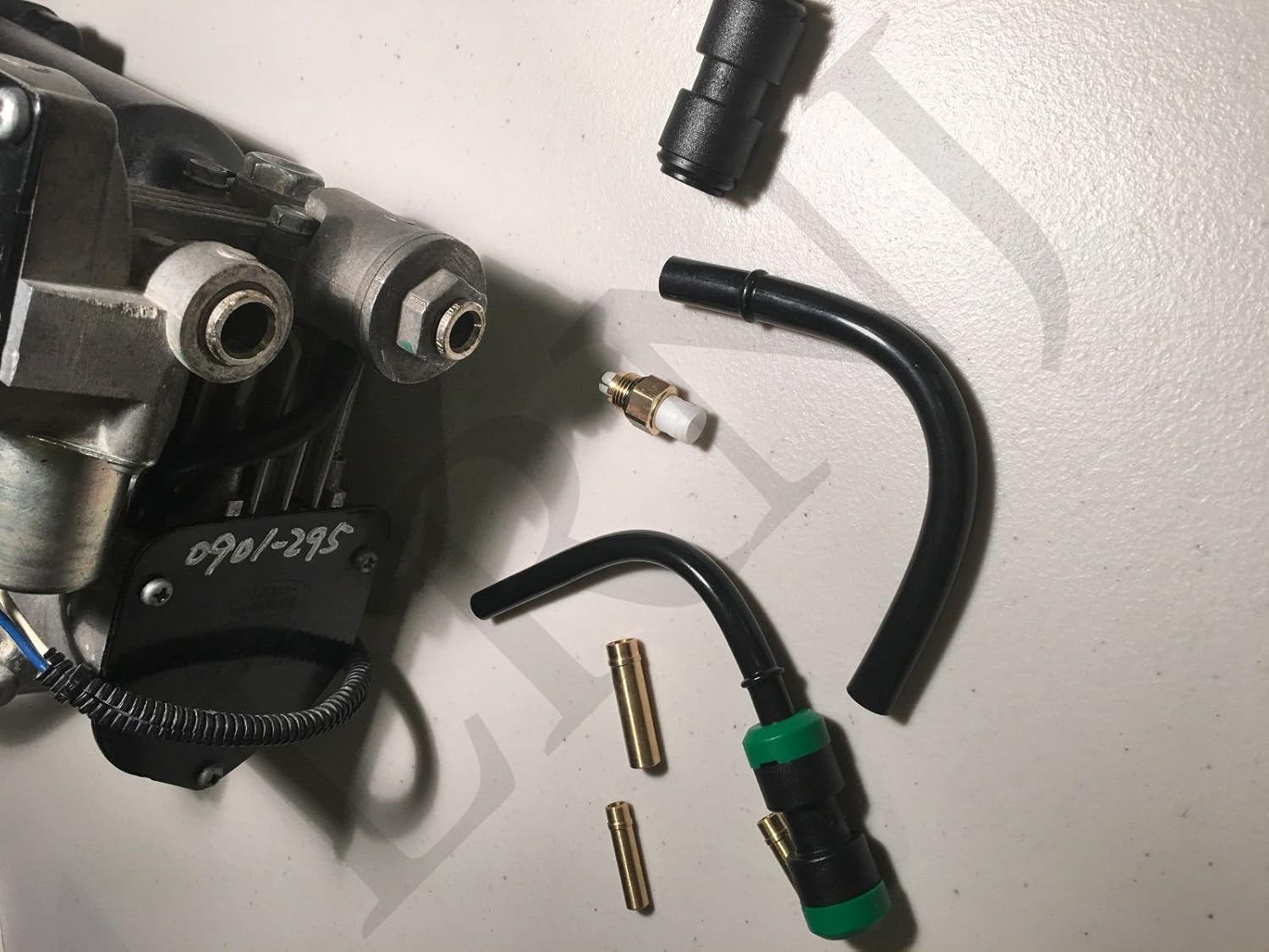 BRITPART KIT DE REPARACIÓN DE LÍNEAS DE AIRE PARA INSTALACIÓN DEL COMPRESOR DE SUSPENSIÓN DE AIRE COMPATIBLE CON LAND ROVER LR3  DISCOVERY 3