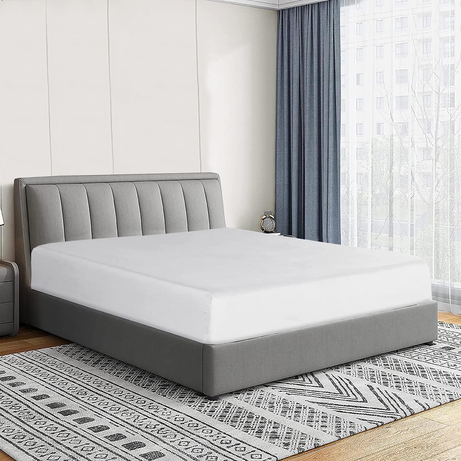 Boston Linen Co. Sábana bajera de microfibra de alta calidad de 1800 hilos, resistente al encogimiento y a la decoloración hasta 15 pulgadas, sábana