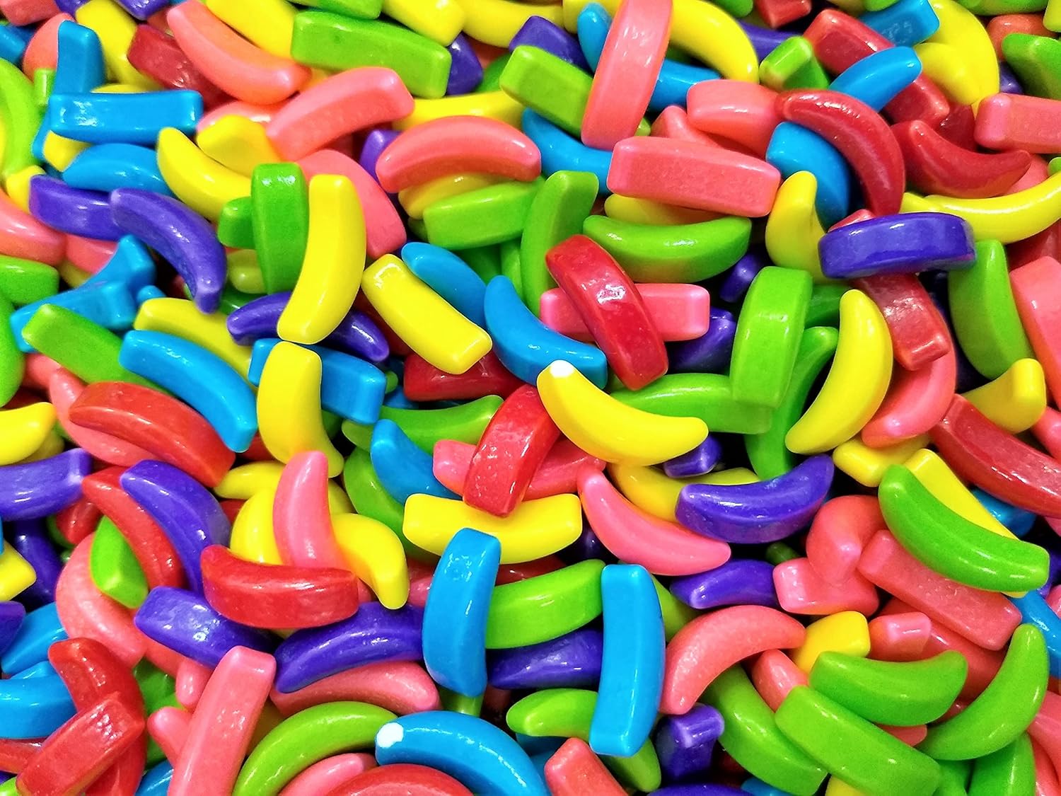 Crazy Bananas  1.5 libras de dulces dulces dulces multicolor surtidos en forma de plátano