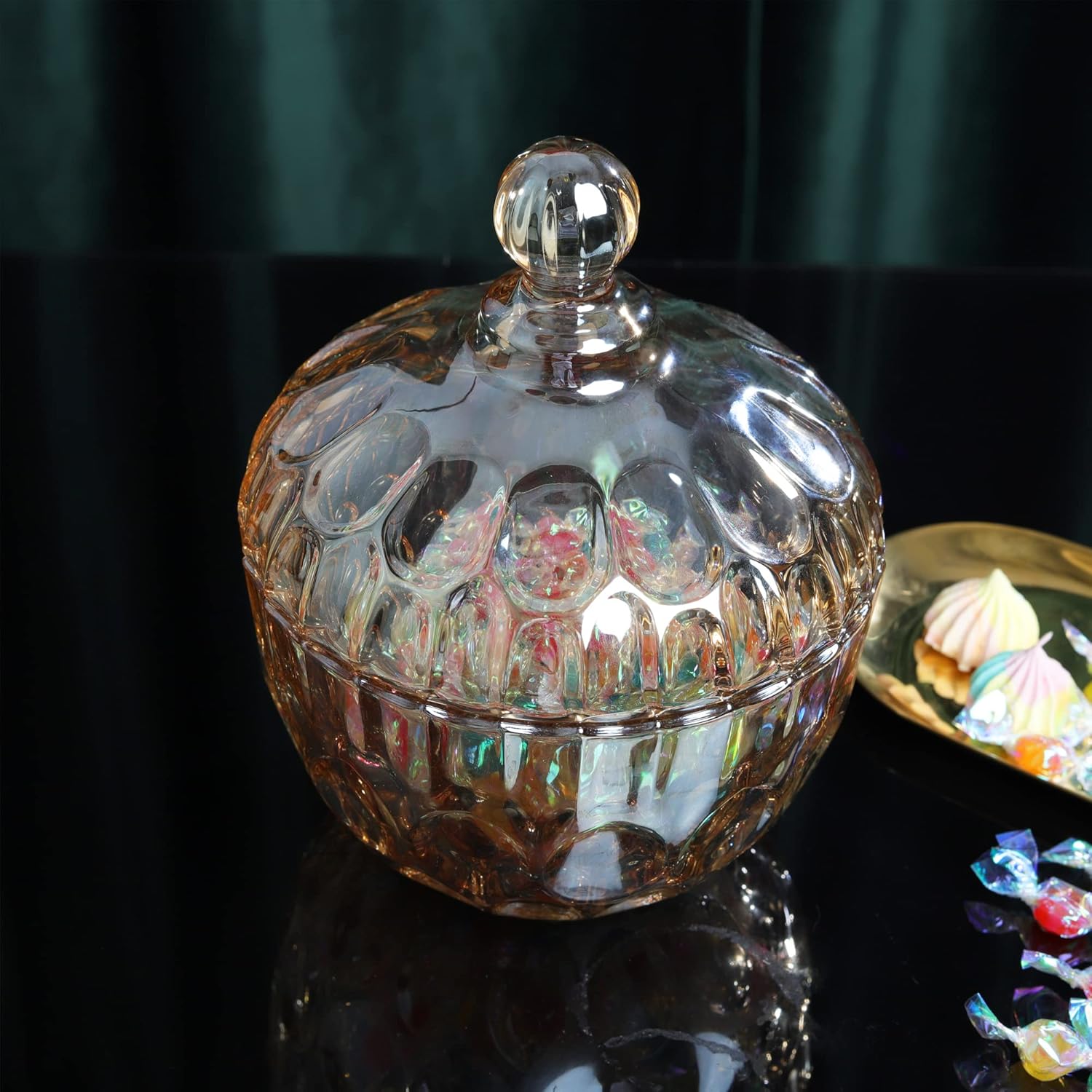 Joeyan Plato de cristal ámbar para dulces con tapa, tarro grande cubierto de vidrio, cuenco decorativo para dulces, recipiente de vidrio en relieve