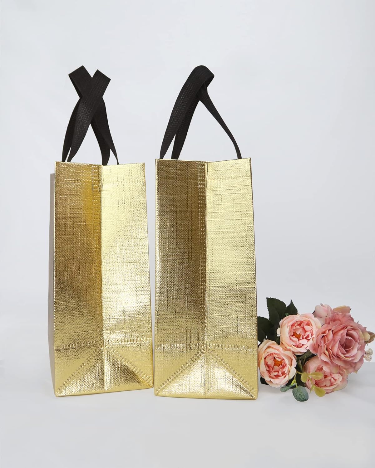 FONXHEE Paquete de 12 bolsas de regalo doradas con asas, bolsas de regalo reutilizables, bolsas de regalo brillantes, bolsas de regalo metálicas no