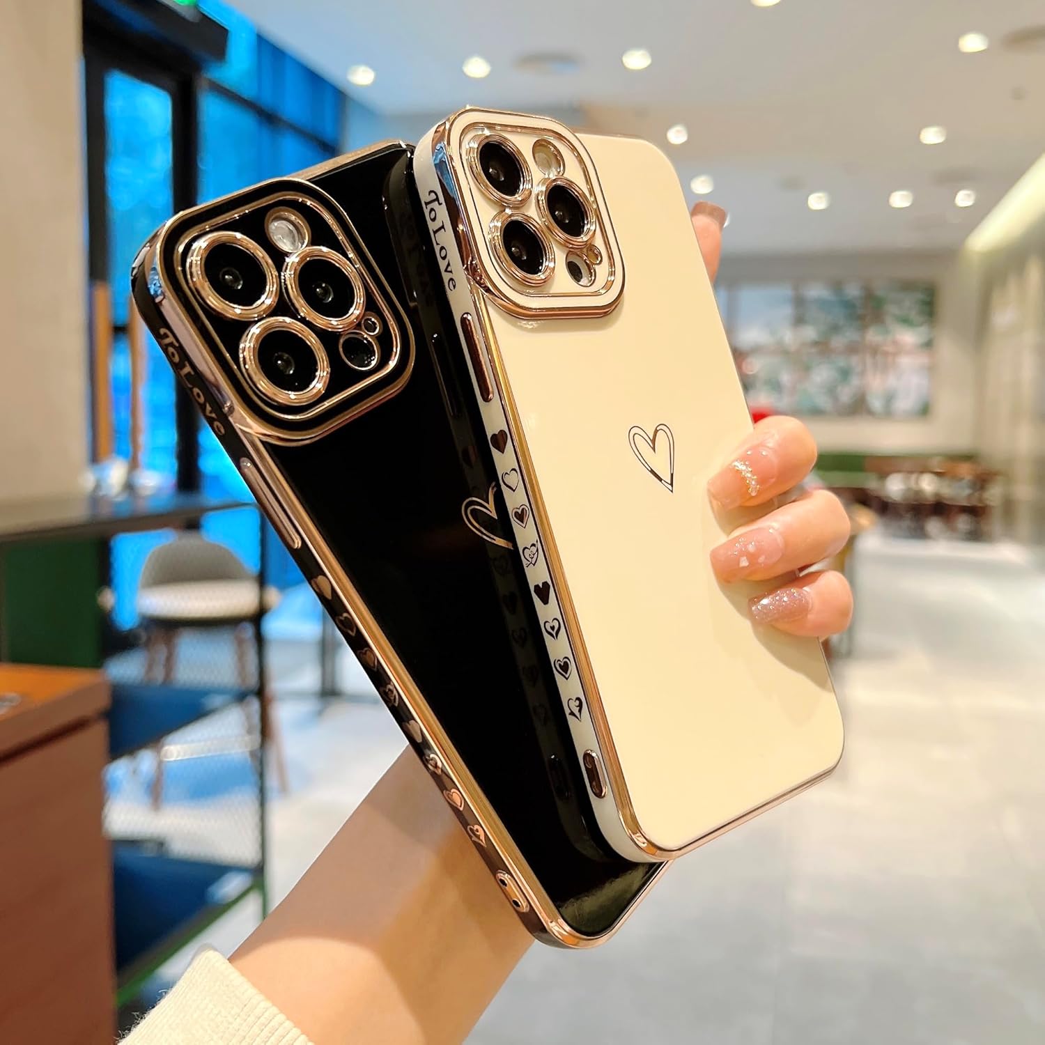 Funda compatible con iPhone 12 Pro Max para mujeres y niñas, estética, linda, de lujo, a la moda, diseño de corazón dorado, delgada de silicona, a