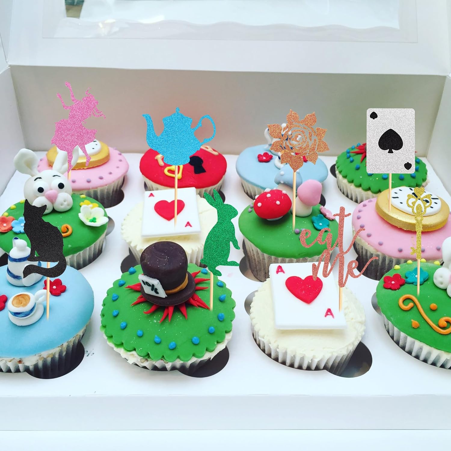 Arthsdite 24 piezas de decoración para cupcakes de Alicia en el país de las maravillas con purpurina, tetera, llave, póquer, conejo, gato, flor,